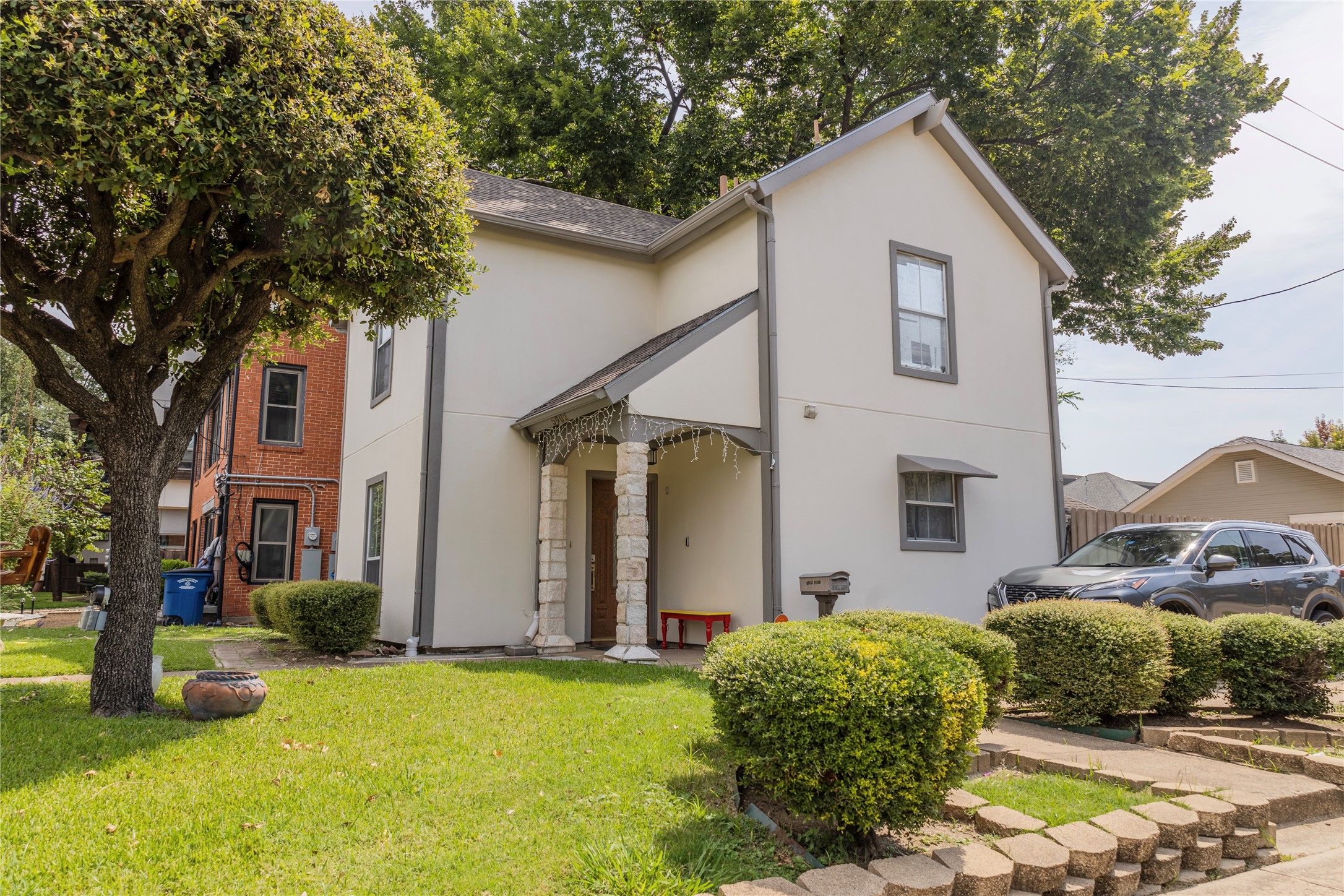 5902 Ross Avenue Dallas TX 75206