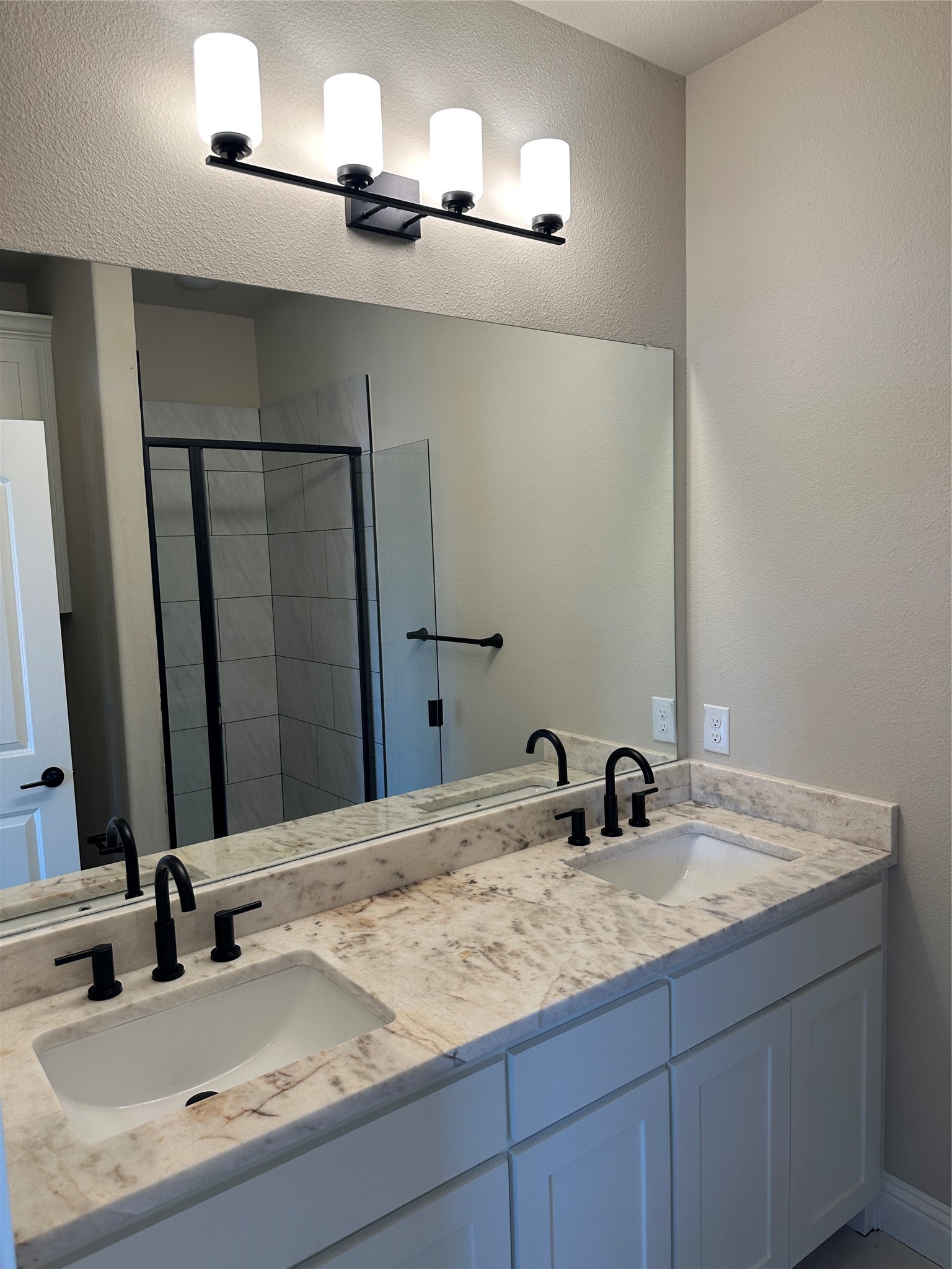 1801 Cumberland Drive Garland TX 75040