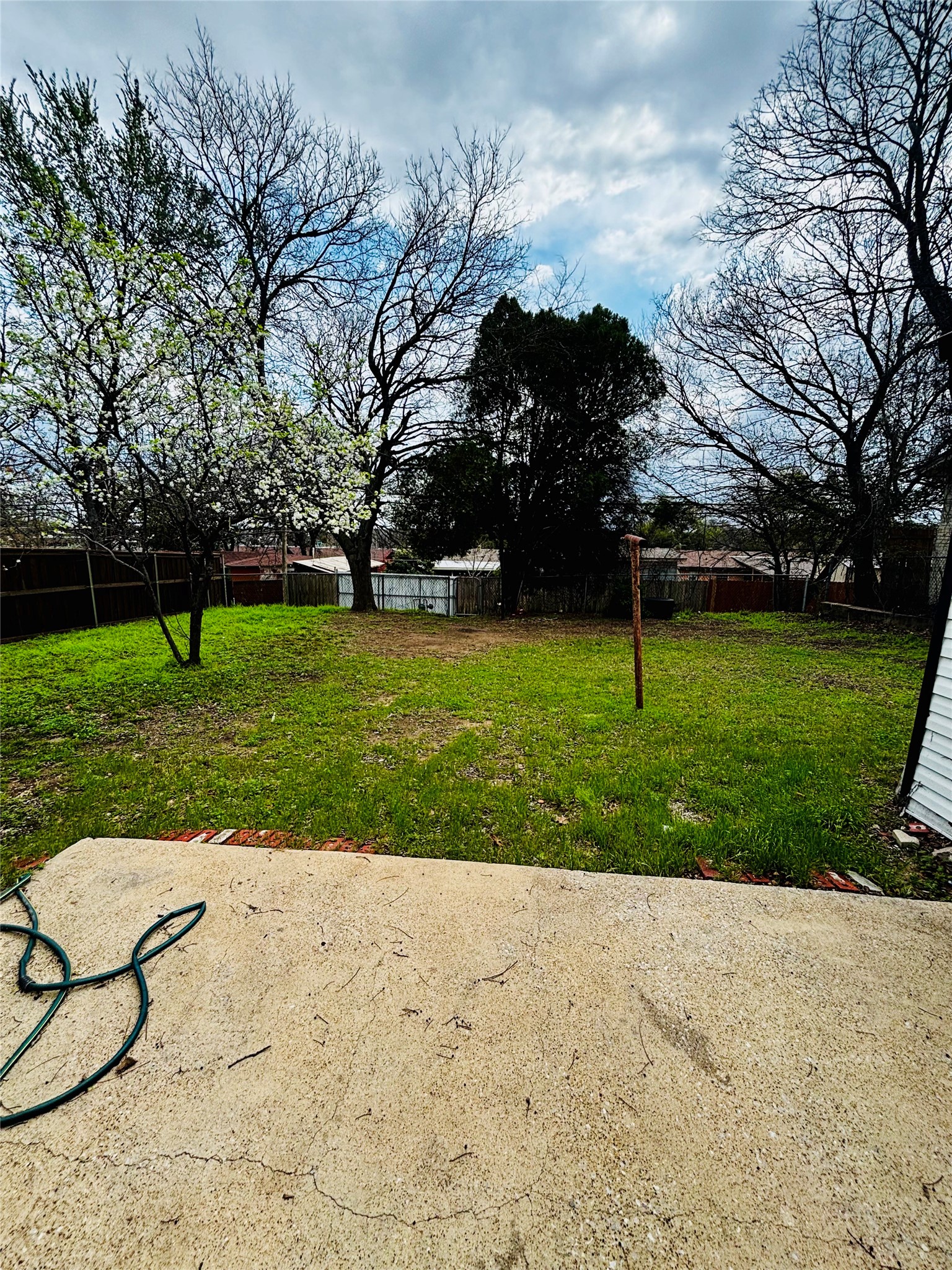 4247 Summitt Ridge Dallas TX 75216