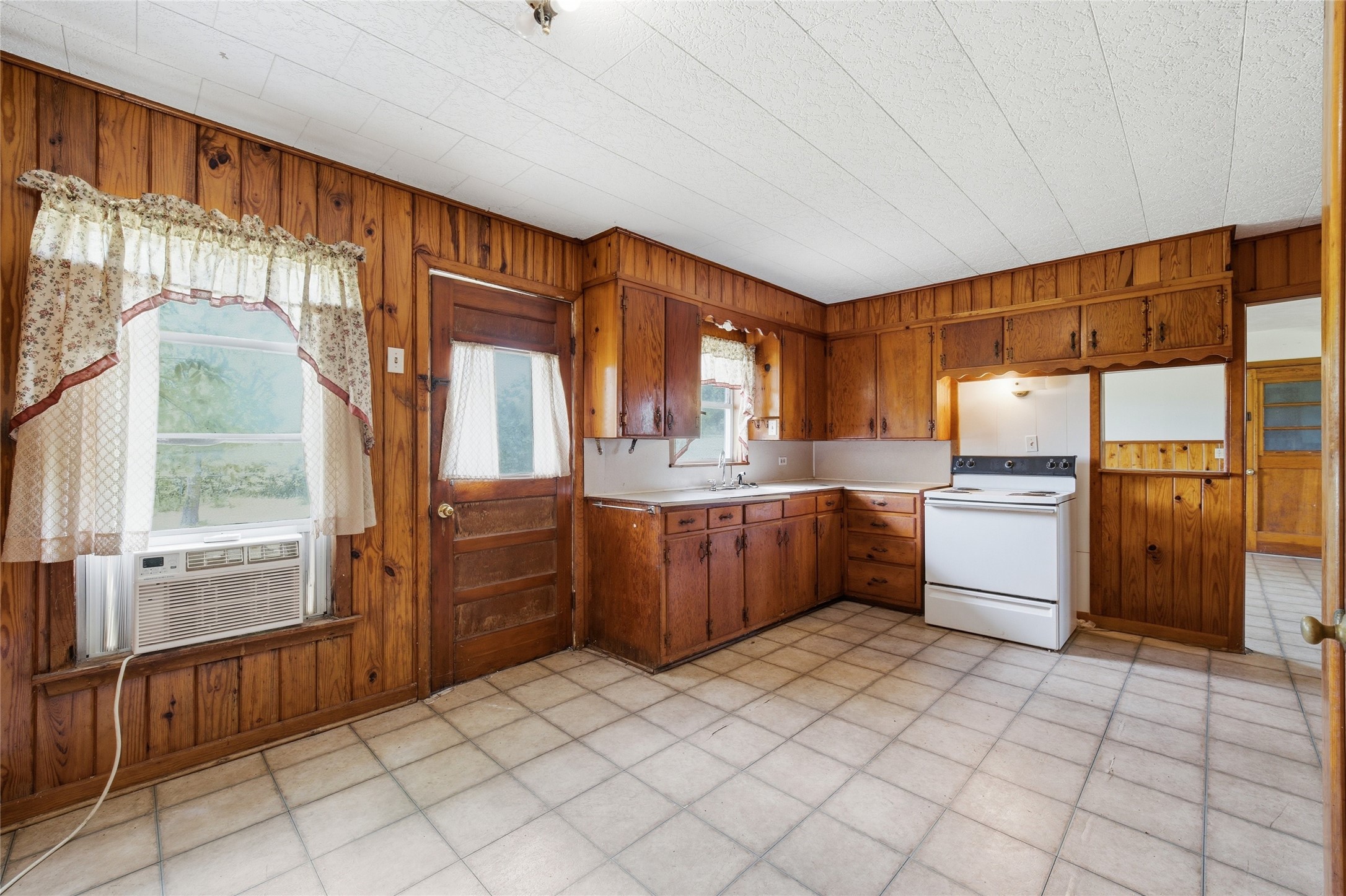 222 S Fairpark Street Riesel TX 76682