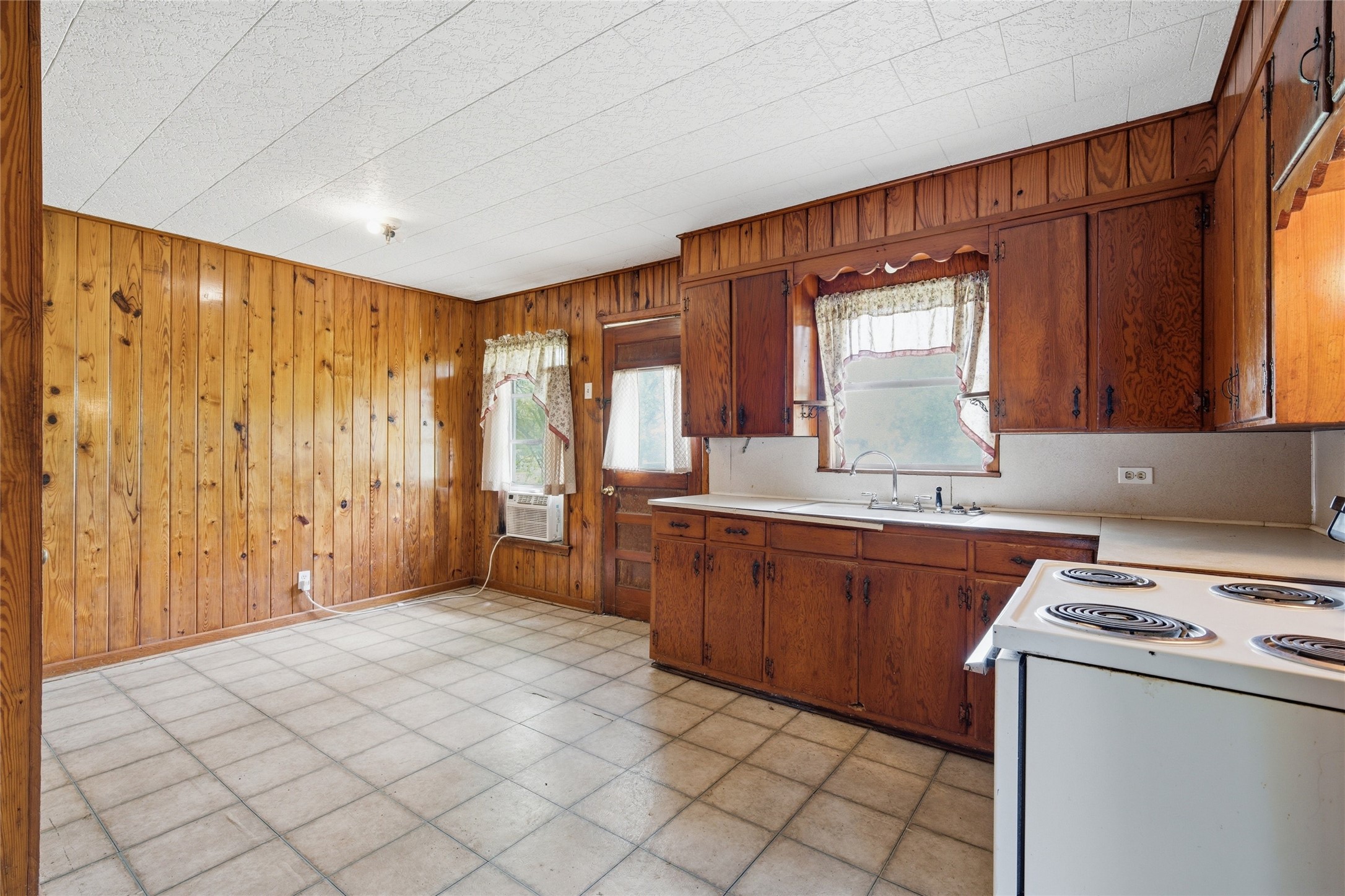 222 S Fairpark Street Riesel TX 76682