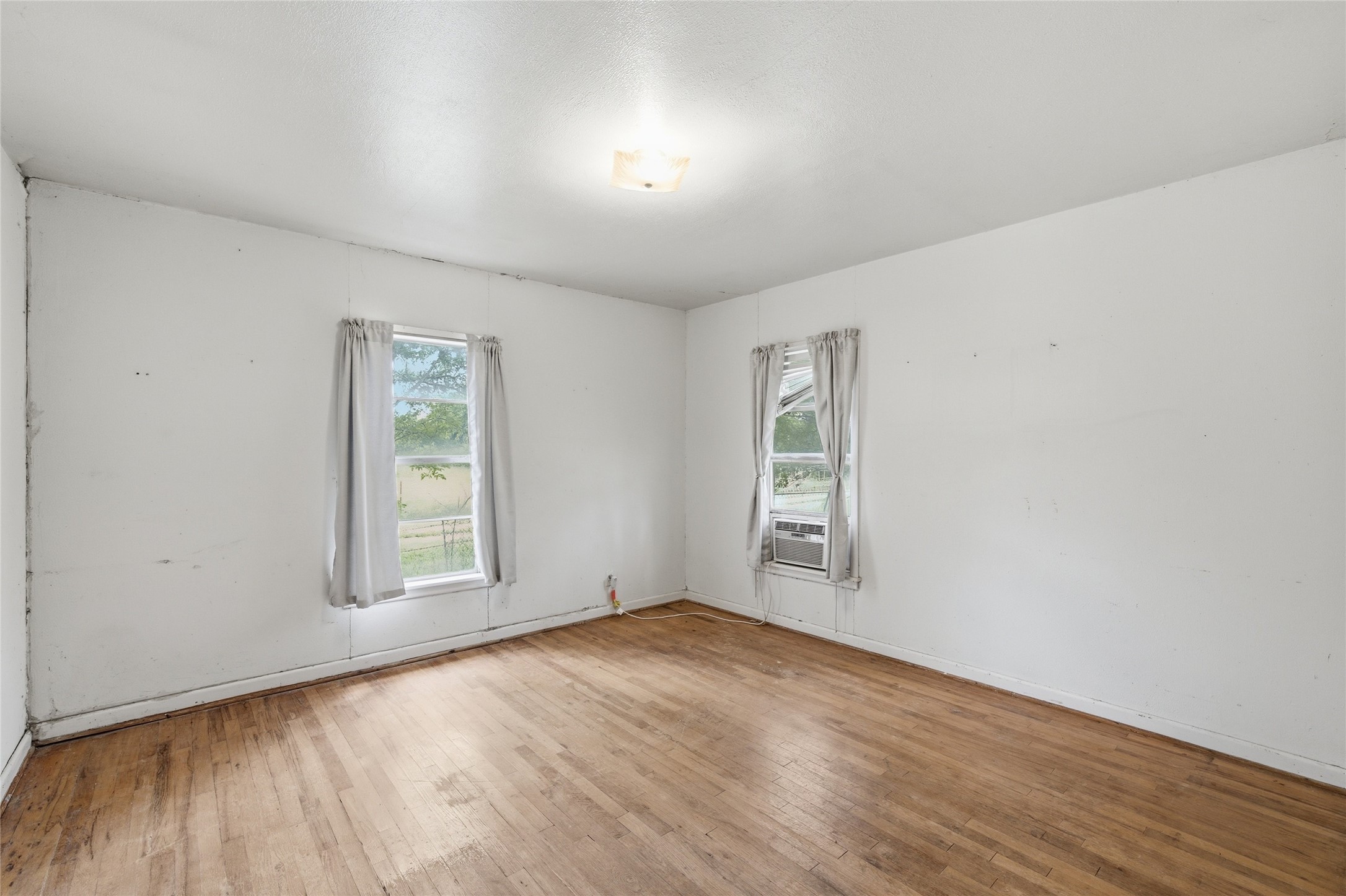 222 S Fairpark Street Riesel TX 76682
