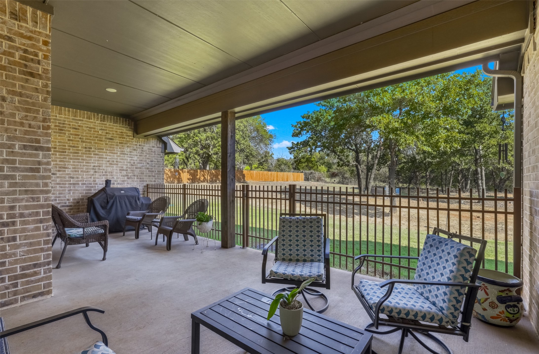 2021 Crystal Palace Boulevard Alvarado TX 76009
