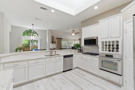 437 Crestview Point Drive Lewisville TX 75067