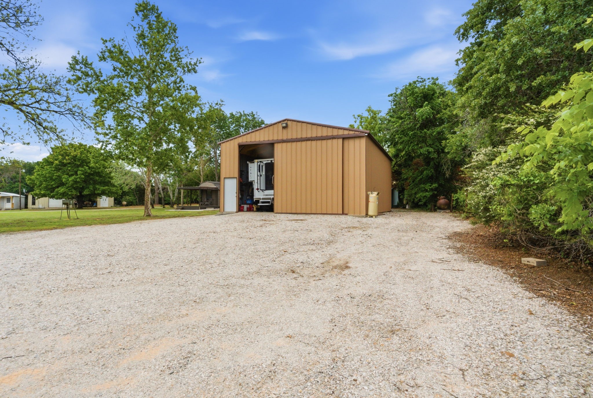 909 County Road 237 Eastland TX 76448