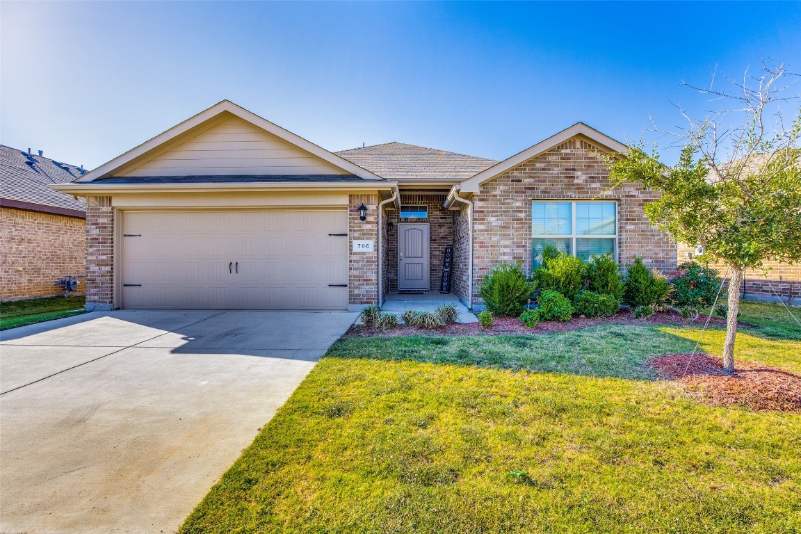 708 Walls Boulevard Crowley TX 76036