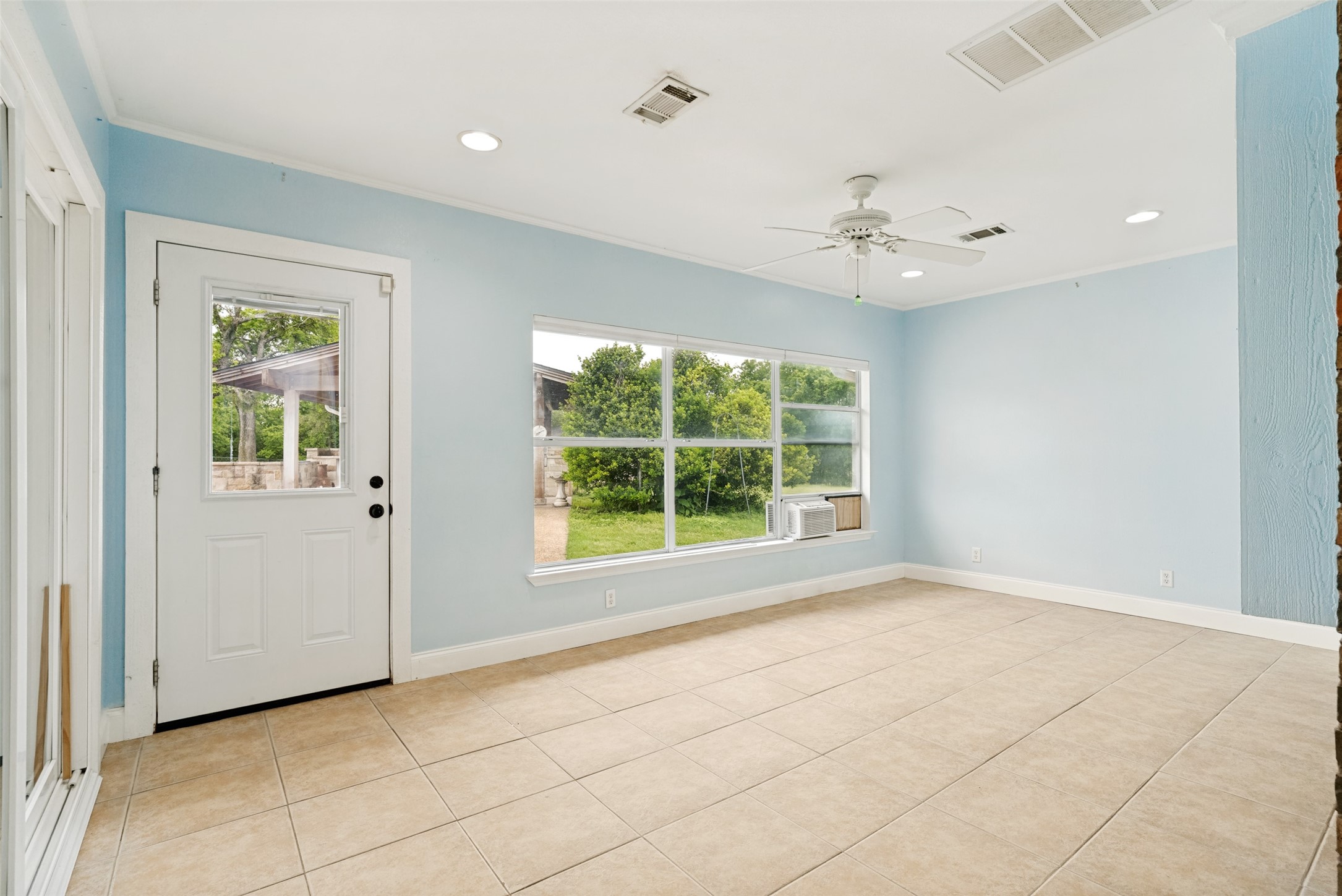 710 Upper Denton Road Weatherford TX 76085