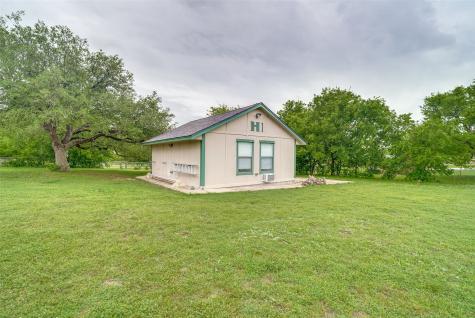 710 Upper Denton Road Weatherford TX 76085