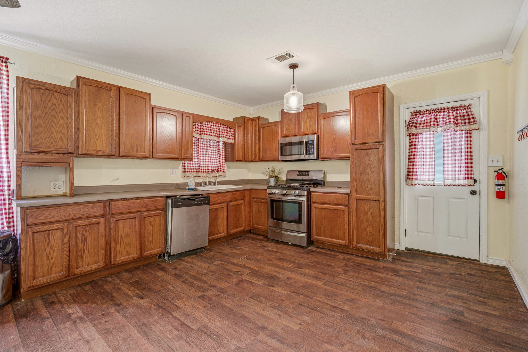 307 N Oak Lane Tolar TX 76476