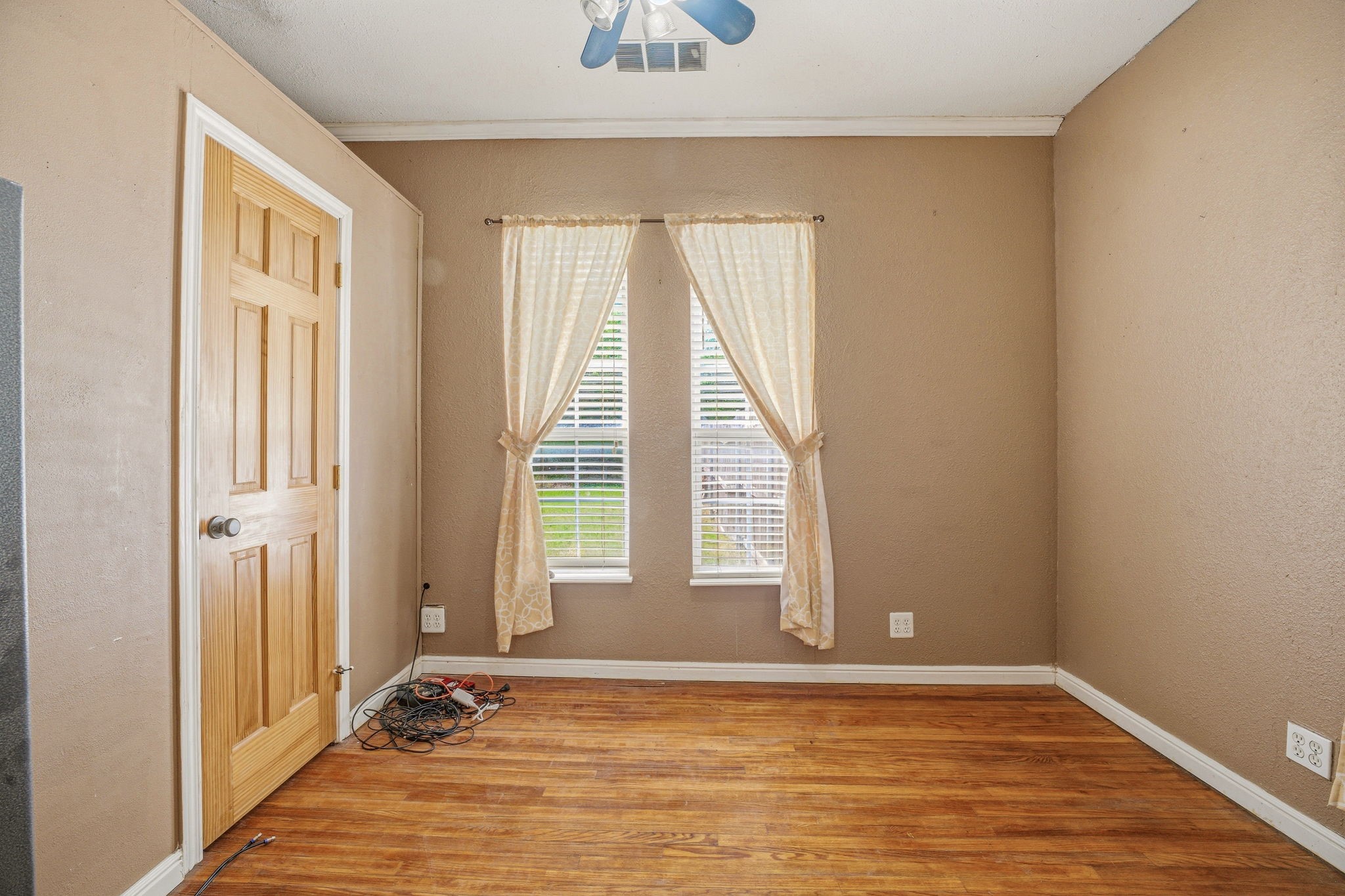 307 N Oak Lane Tolar TX 76476