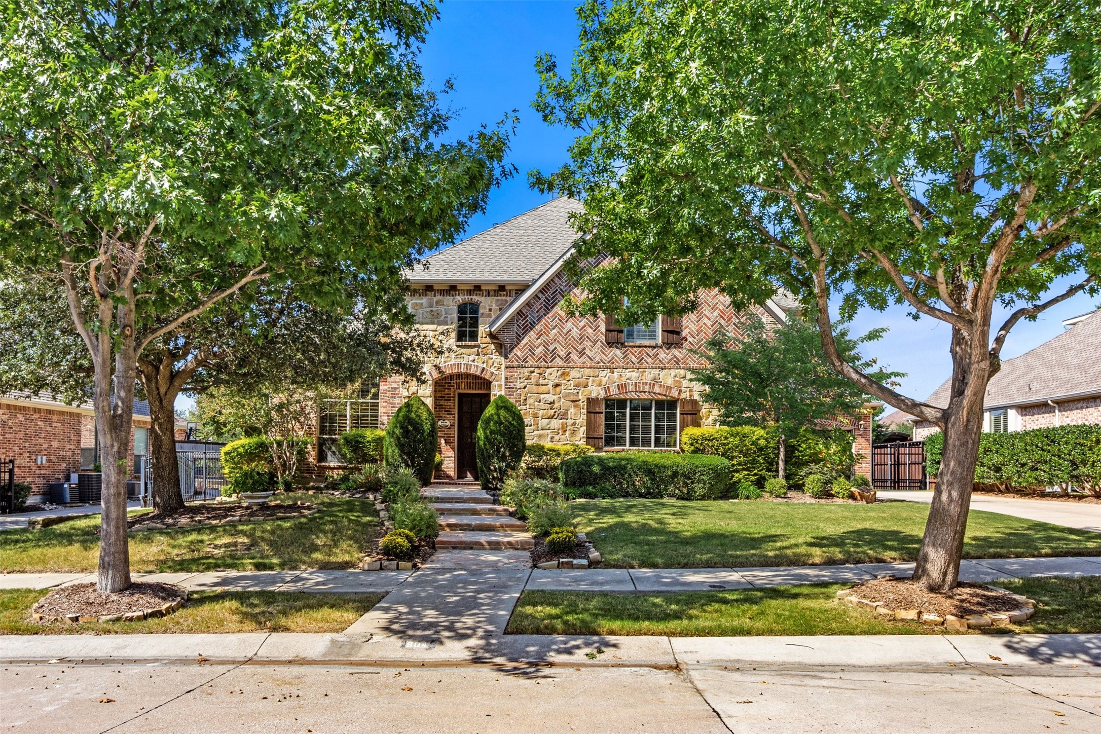 904 Sir Constantine Drive Lewisville TX 75056