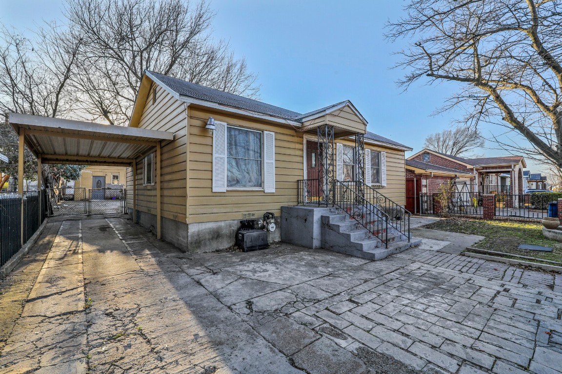 4210 Mount Royal Street Dallas TX 75211