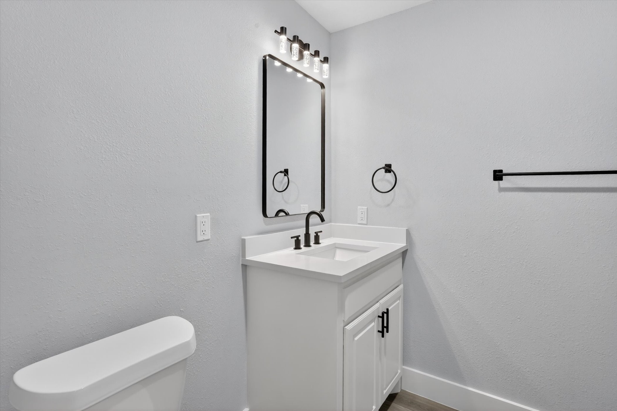 2005 Chestnut Road Carrollton TX 75007