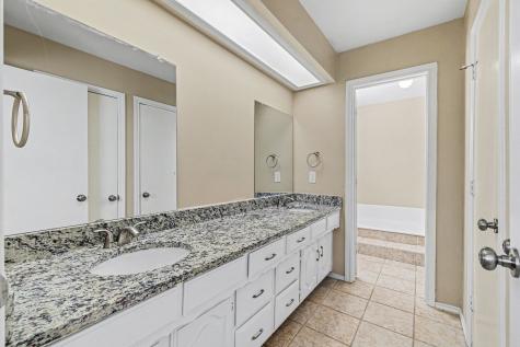1020 Oxfordshire Drive Carrollton TX 75007