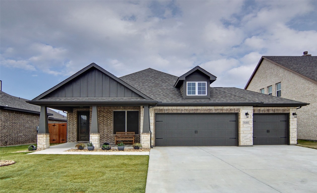 1644 Somerset Lane Weatherford TX 76087