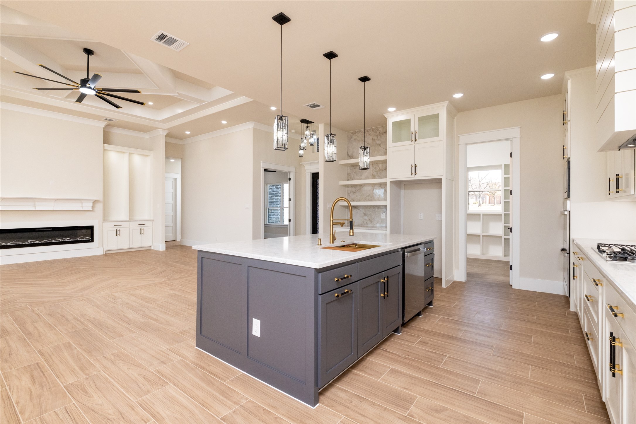 544 High Tower Lane Granbury TX 76049