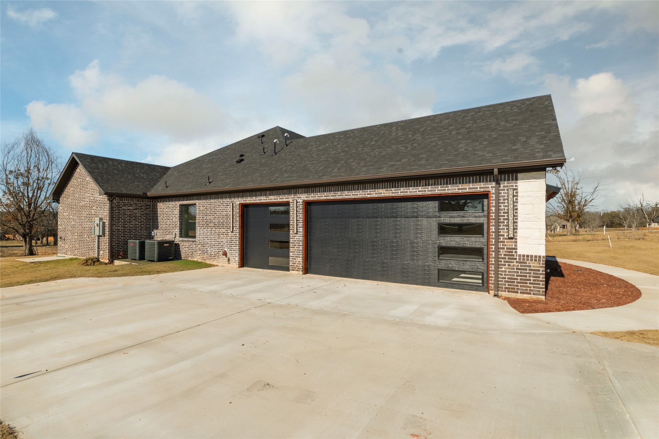 544 High Tower Lane Granbury TX 76049