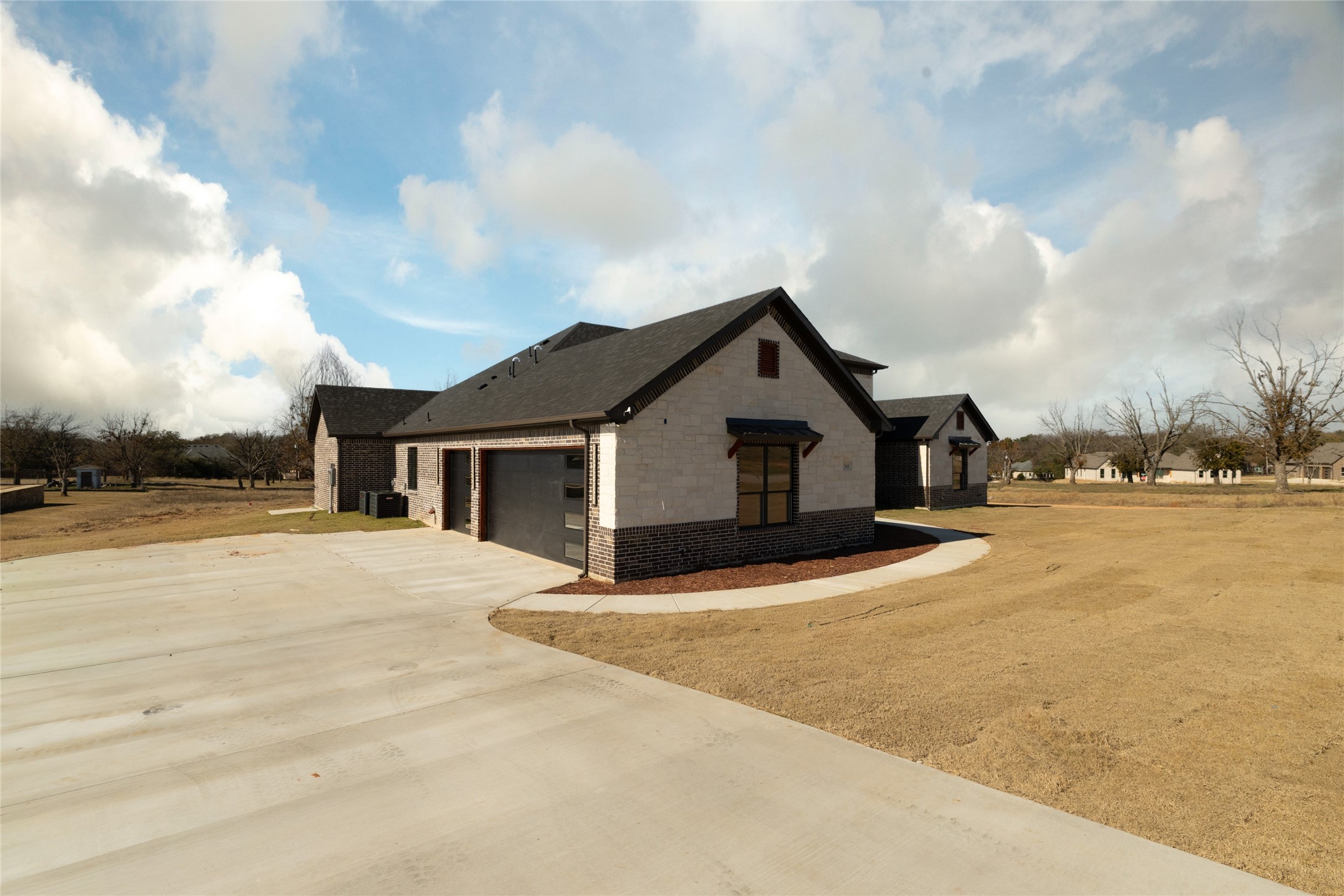 544 High Tower Lane Granbury TX 76049