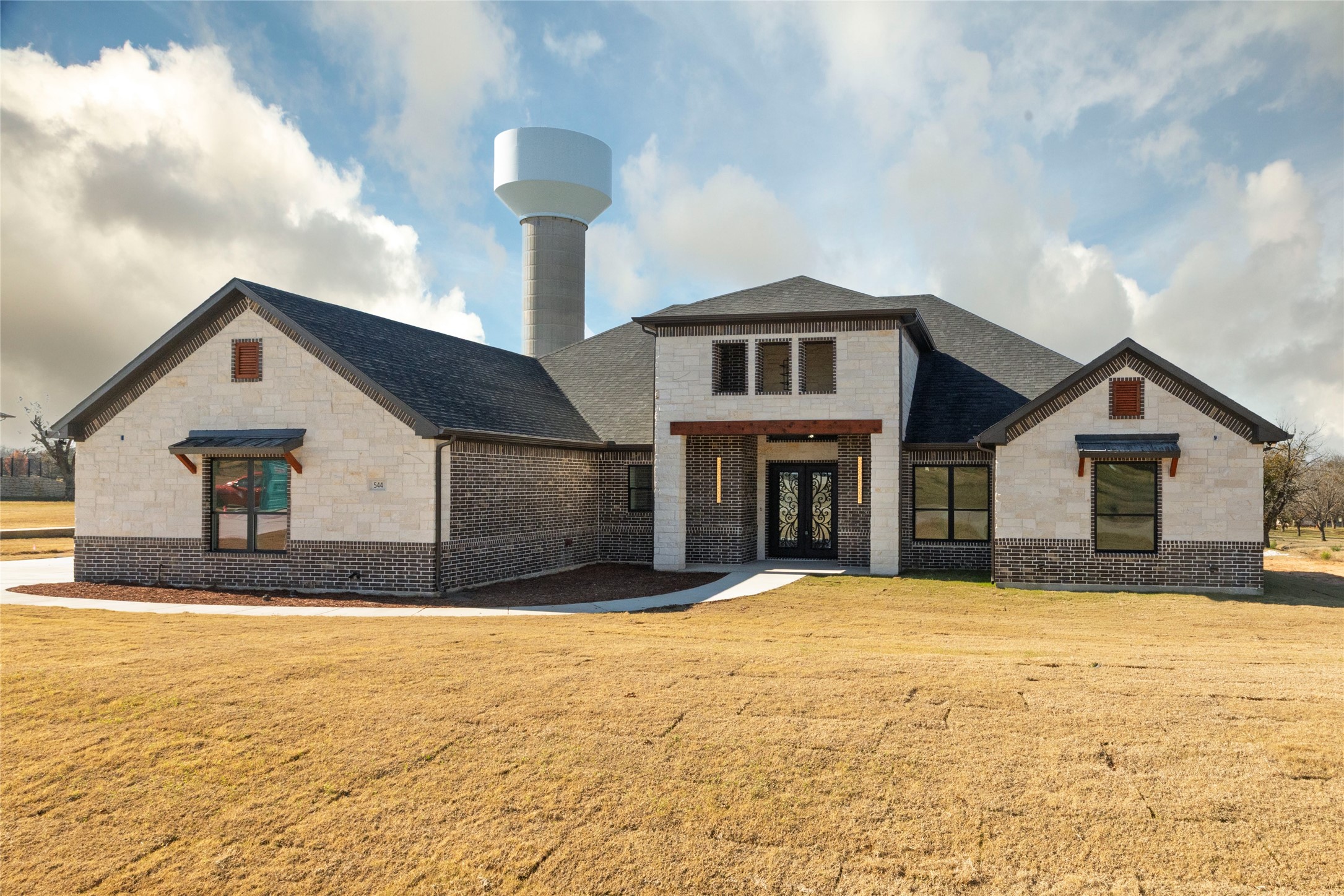 544 High Tower Lane Granbury TX 76049