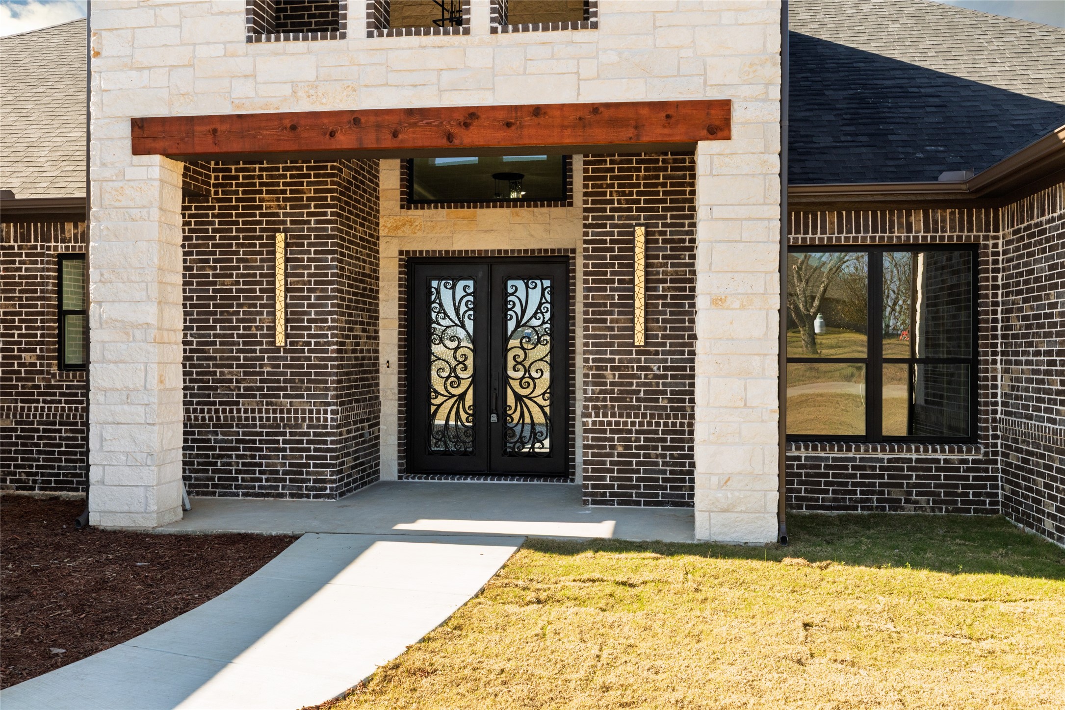 544 High Tower Lane Granbury TX 76049
