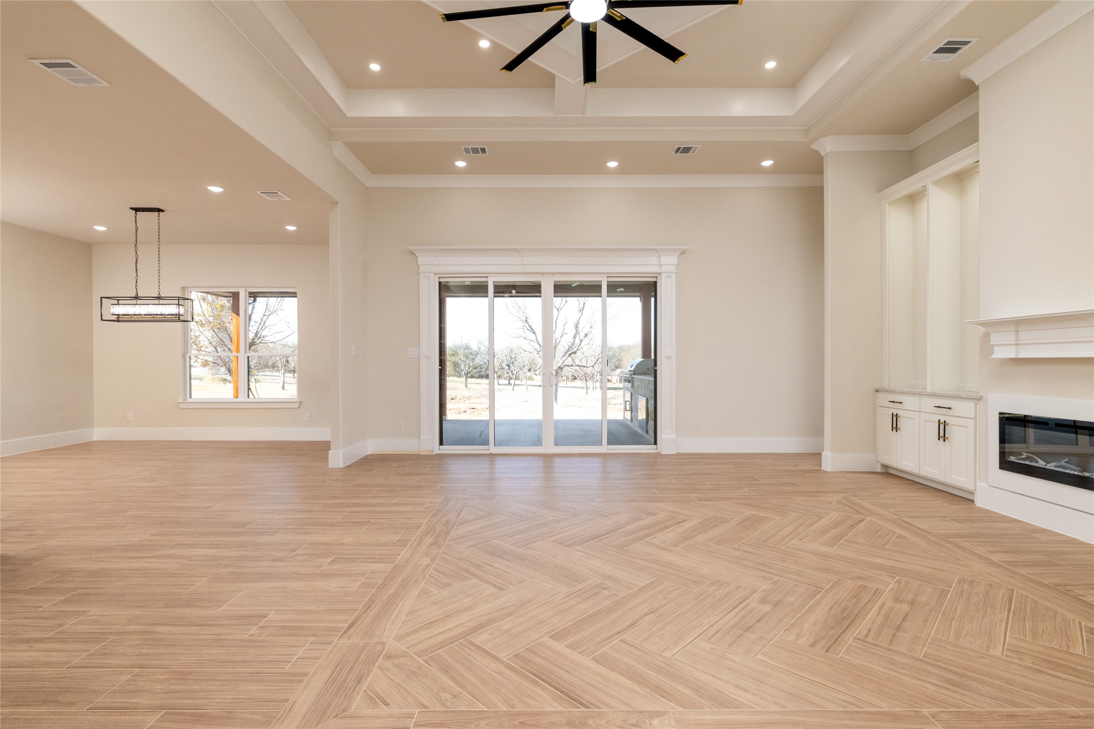 544 High Tower Lane Granbury TX 76049