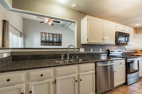 2939 Hunters Point Lane Carrollton TX 75007
