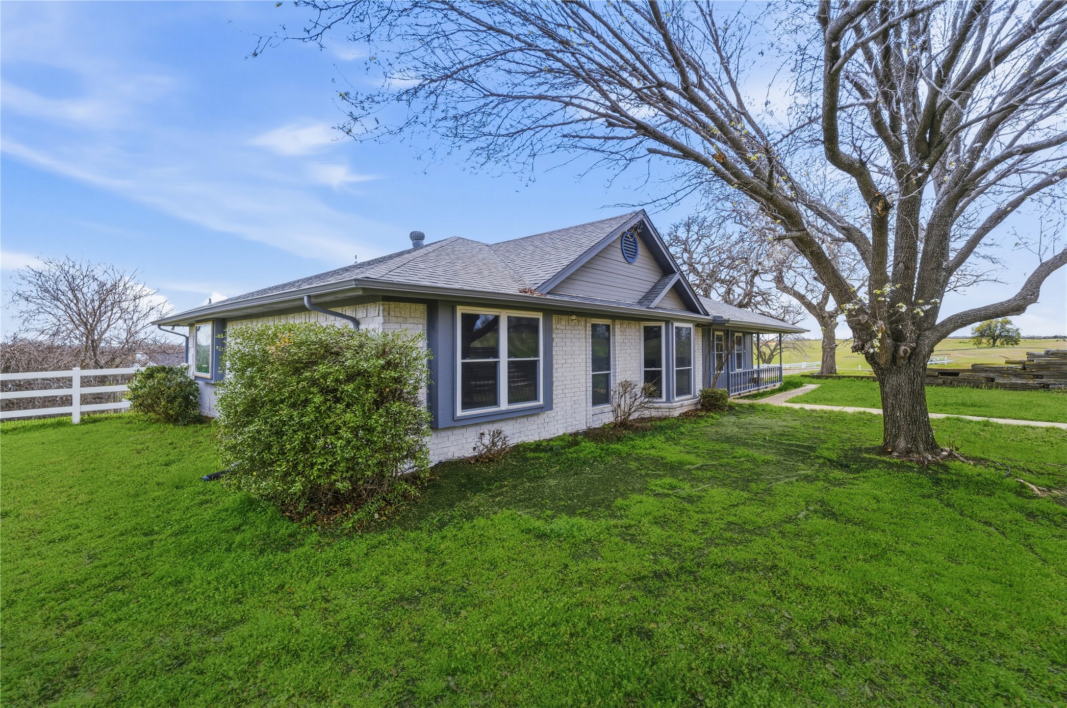 102 Dawn Circle Weatherford TX 76086