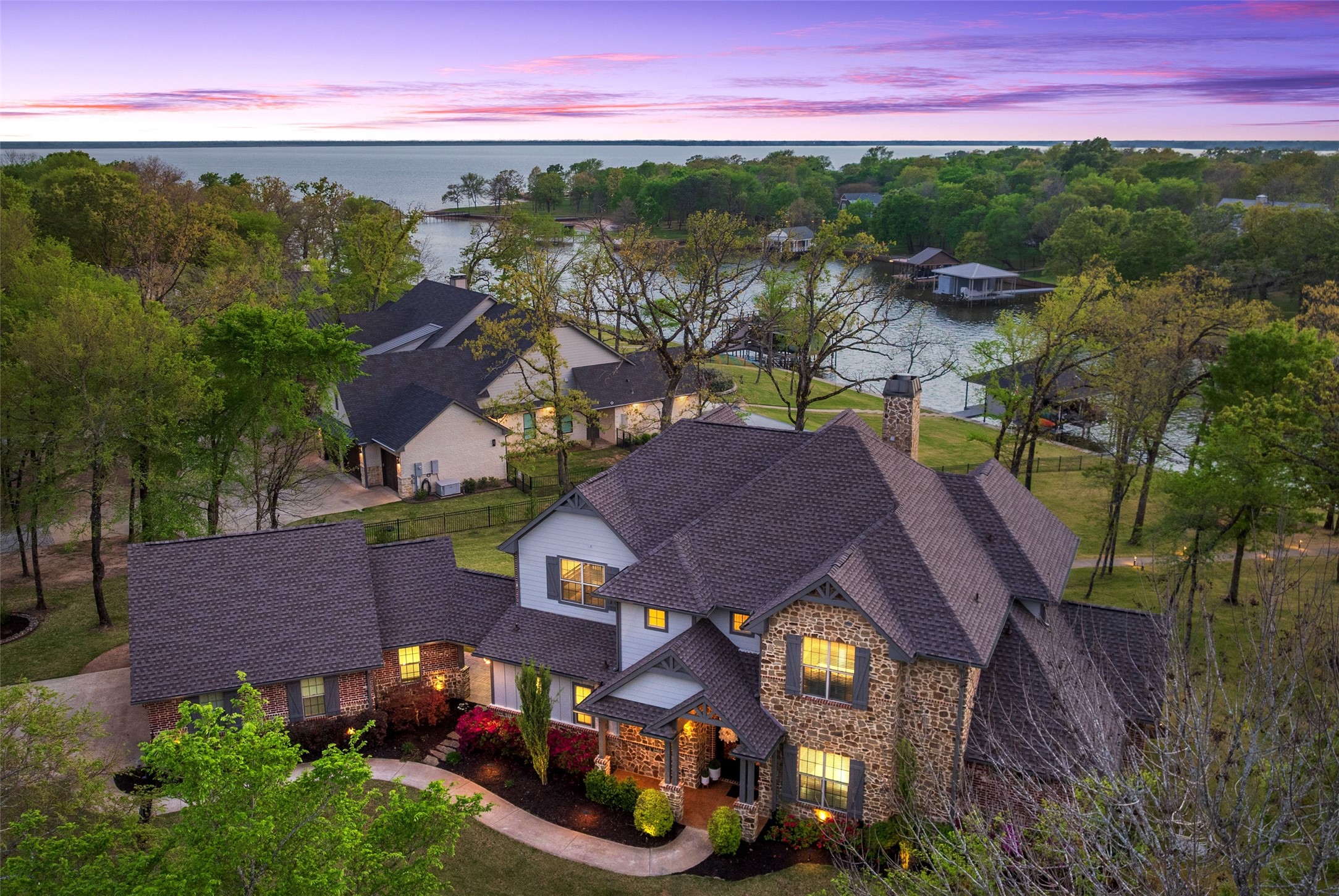 211 Sandpiper Drive Mabank TX 75156