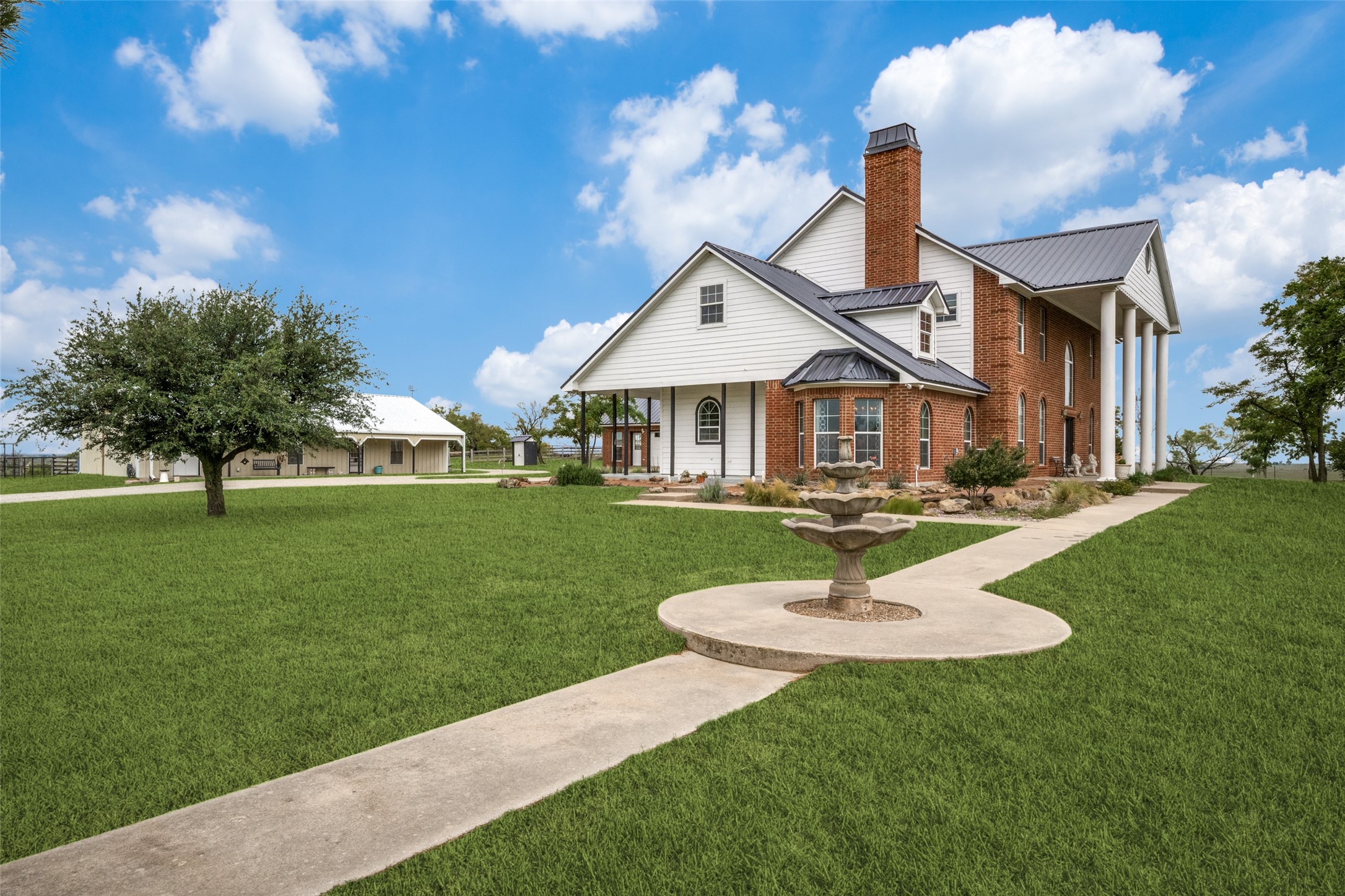 2094 Fm 1288 S Bellevue TX 76228