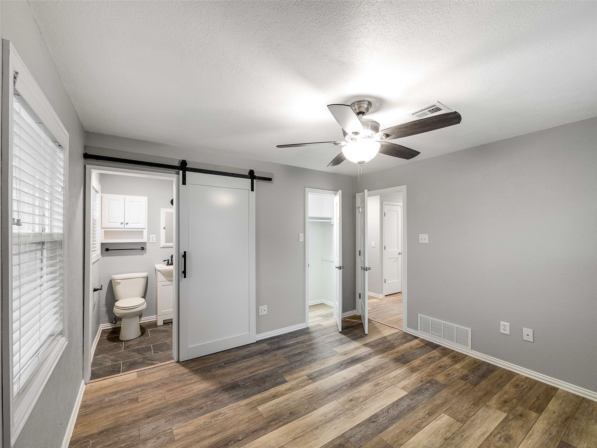 1200 Walker Drive Hurst TX 76053