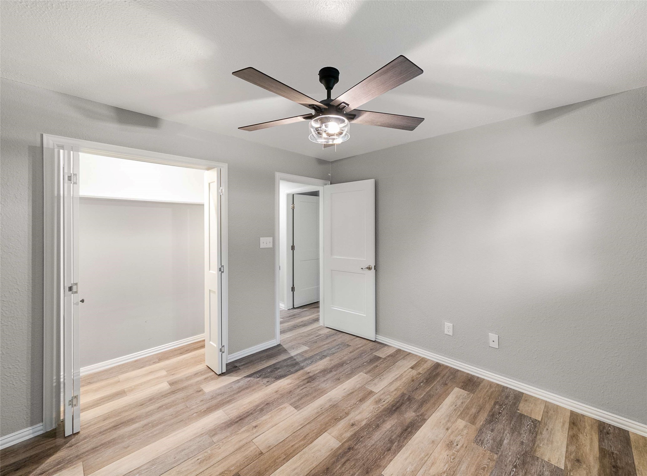 1200 Walker Drive Hurst TX 76053