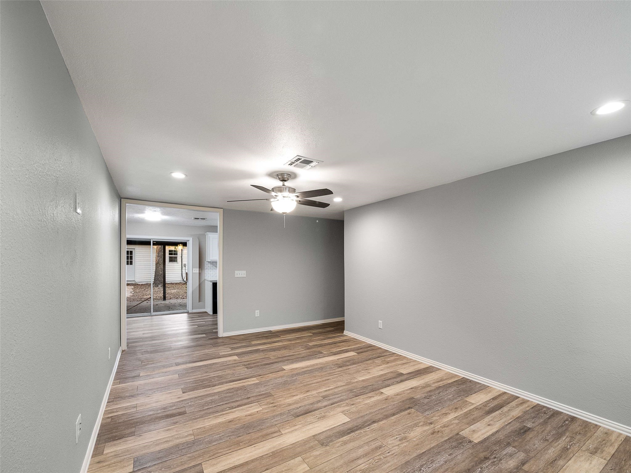 1200 Walker Drive Hurst TX 76053