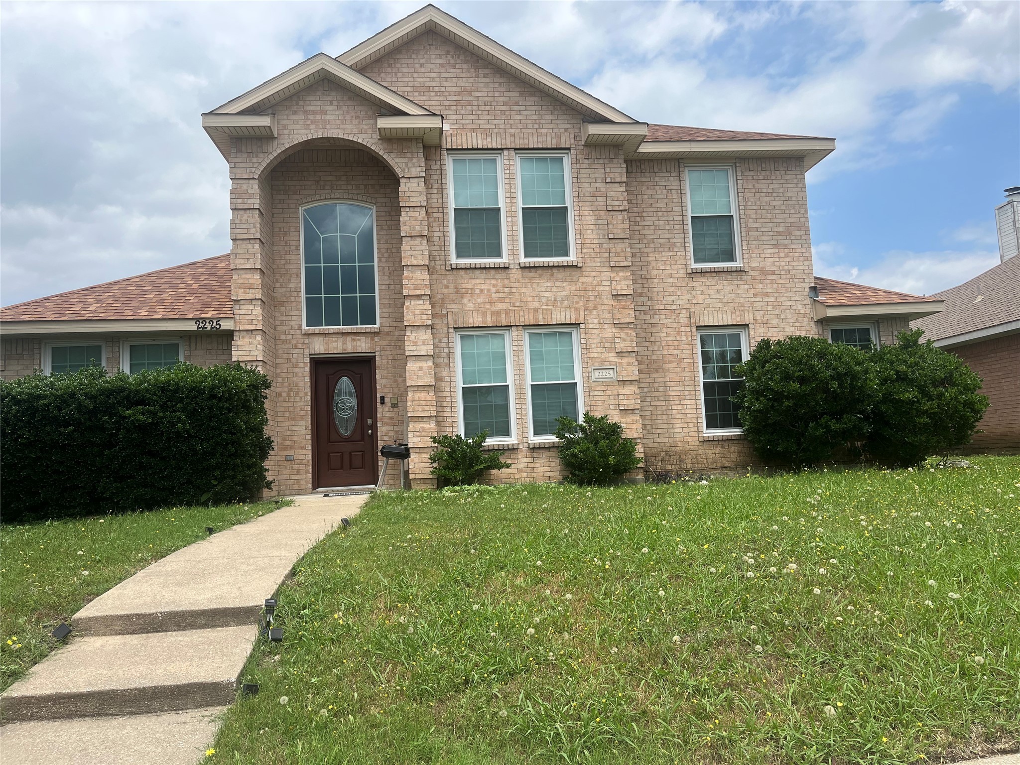 2225 W Appaloosa Drive Lancaster TX 75146
