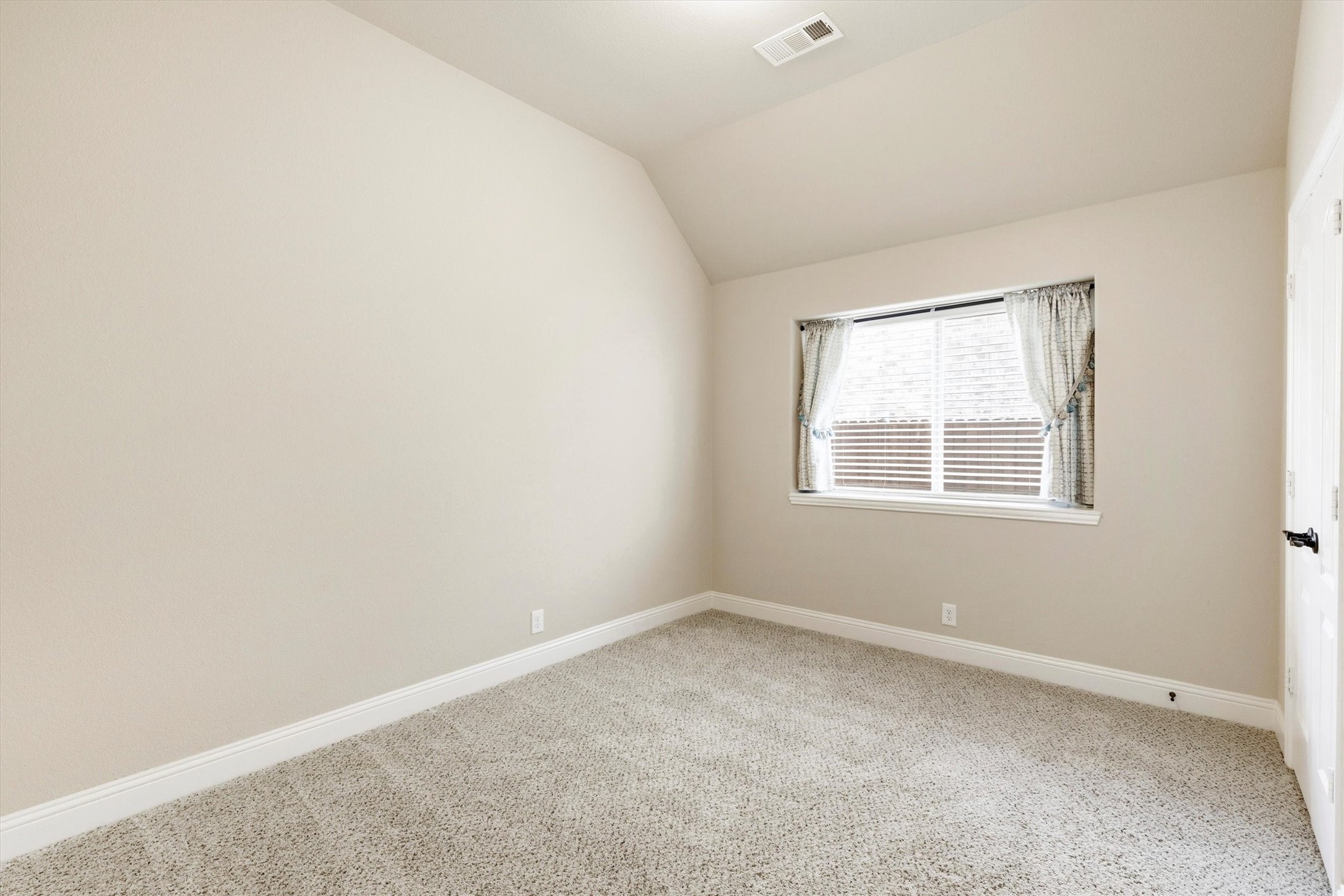 1976 Mercer Lane Princeton TX 75407
