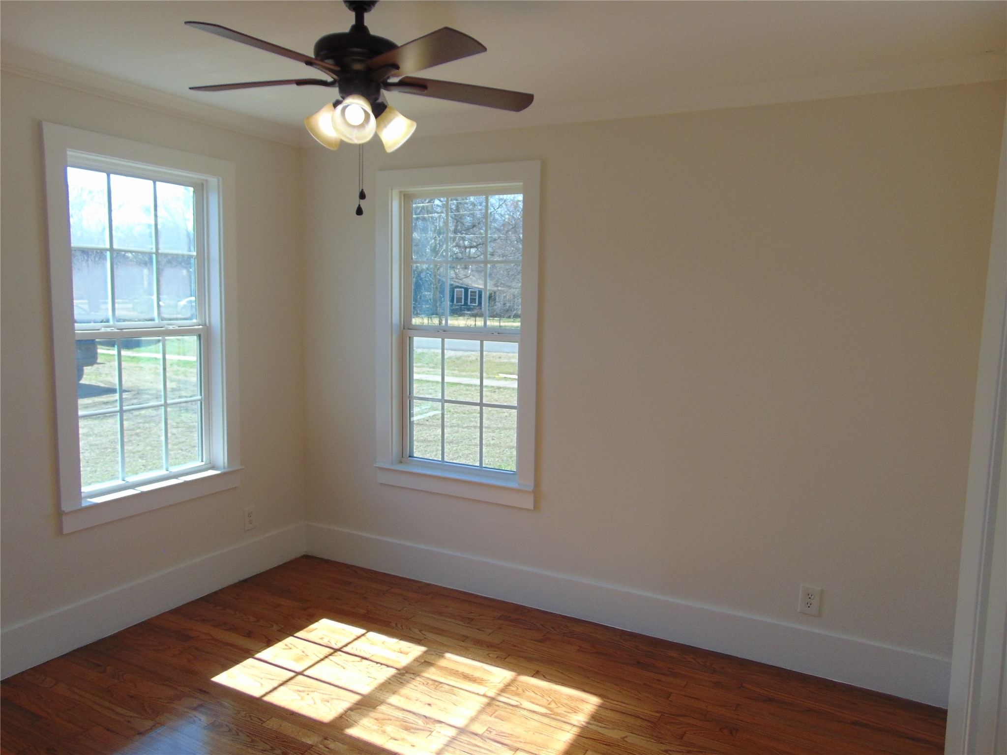 4312 Franklin Street Lancaster TX 75134
