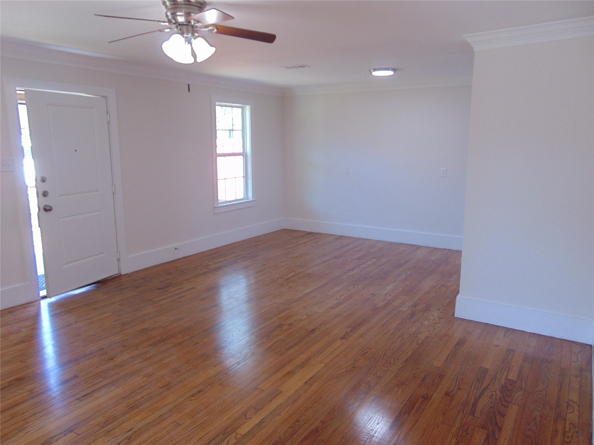 4312 Franklin Street Lancaster TX 75134