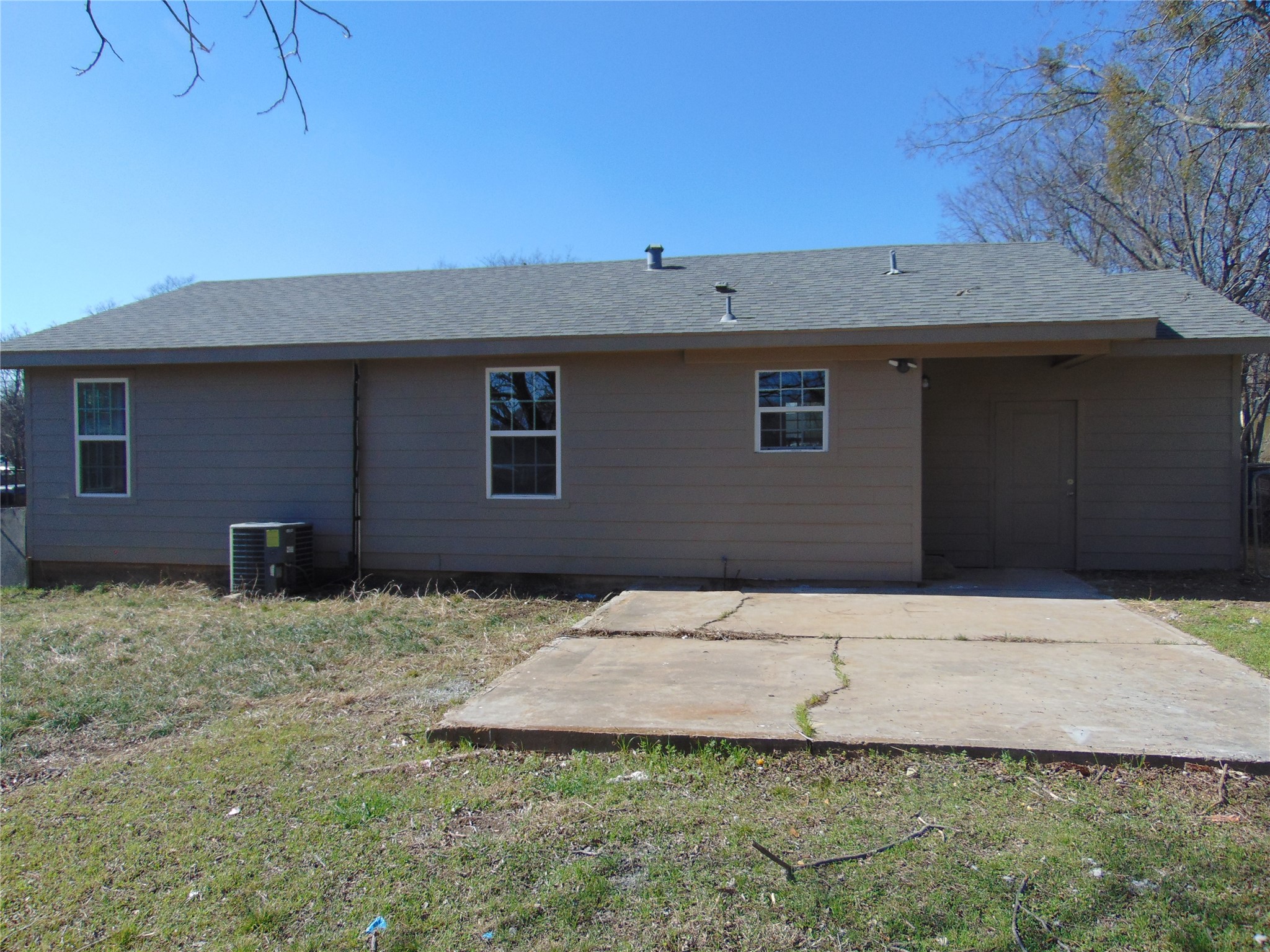 4312 Franklin Street Lancaster TX 75134