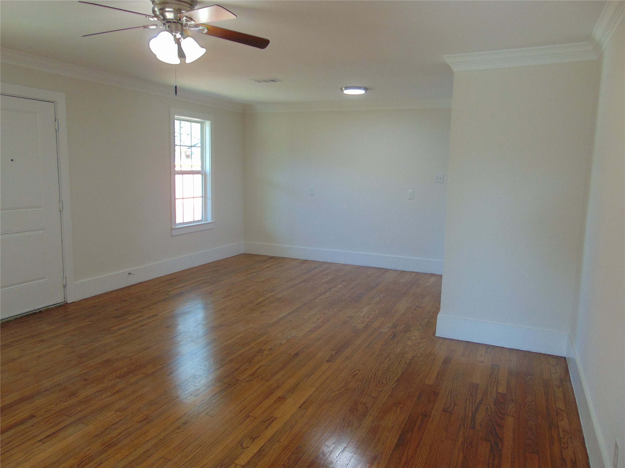 4312 Franklin Street Lancaster TX 75134
