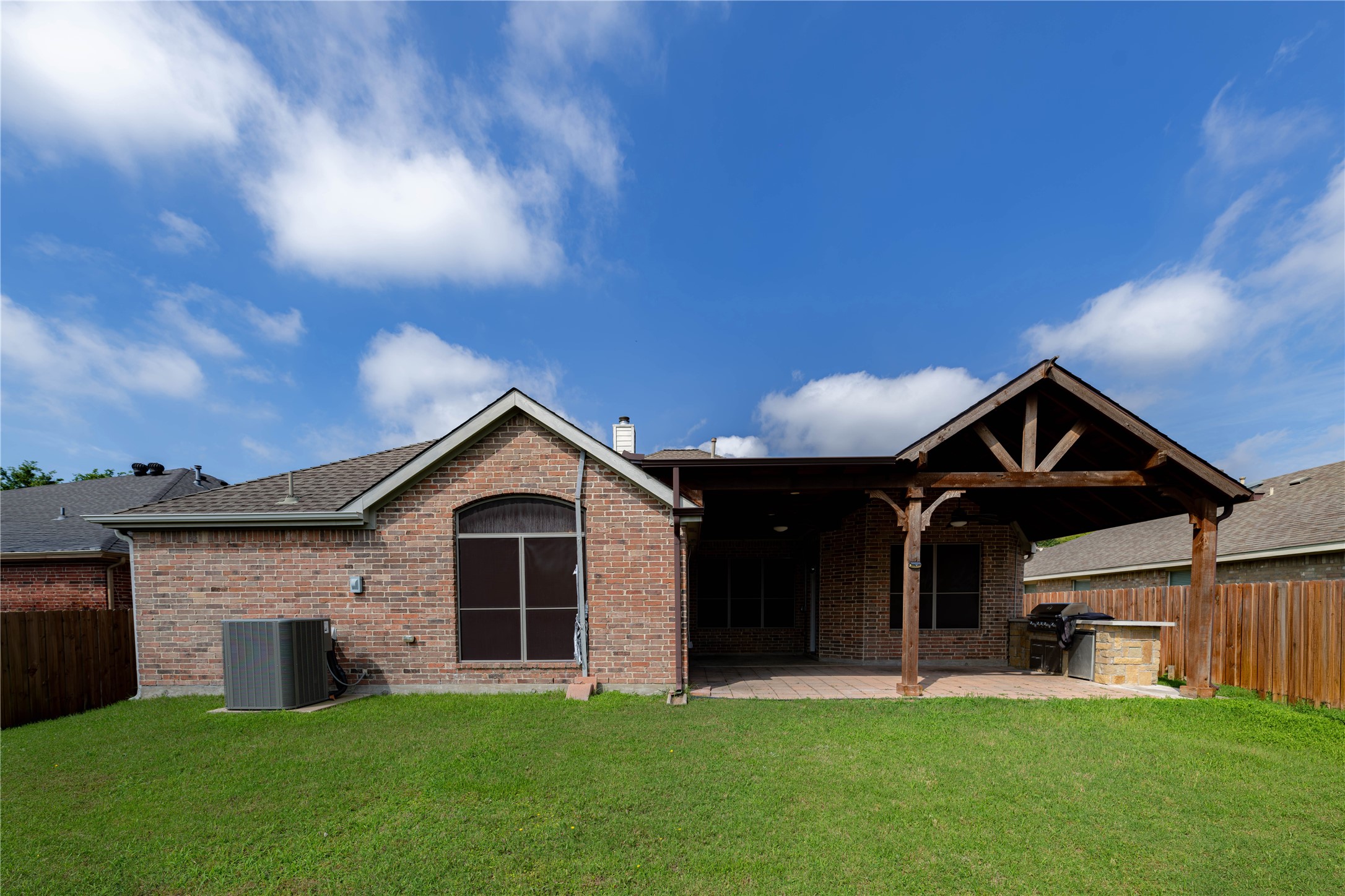 5840 Somerton Drive Grand Prairie TX 75052