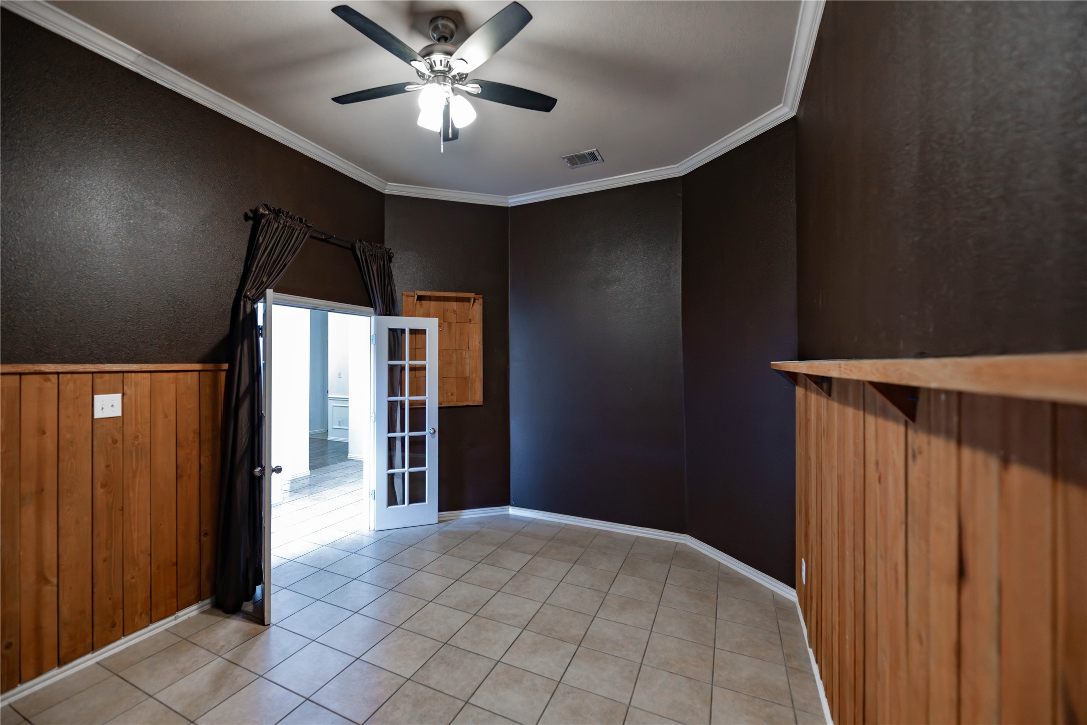 5840 Somerton Drive Grand Prairie TX 75052