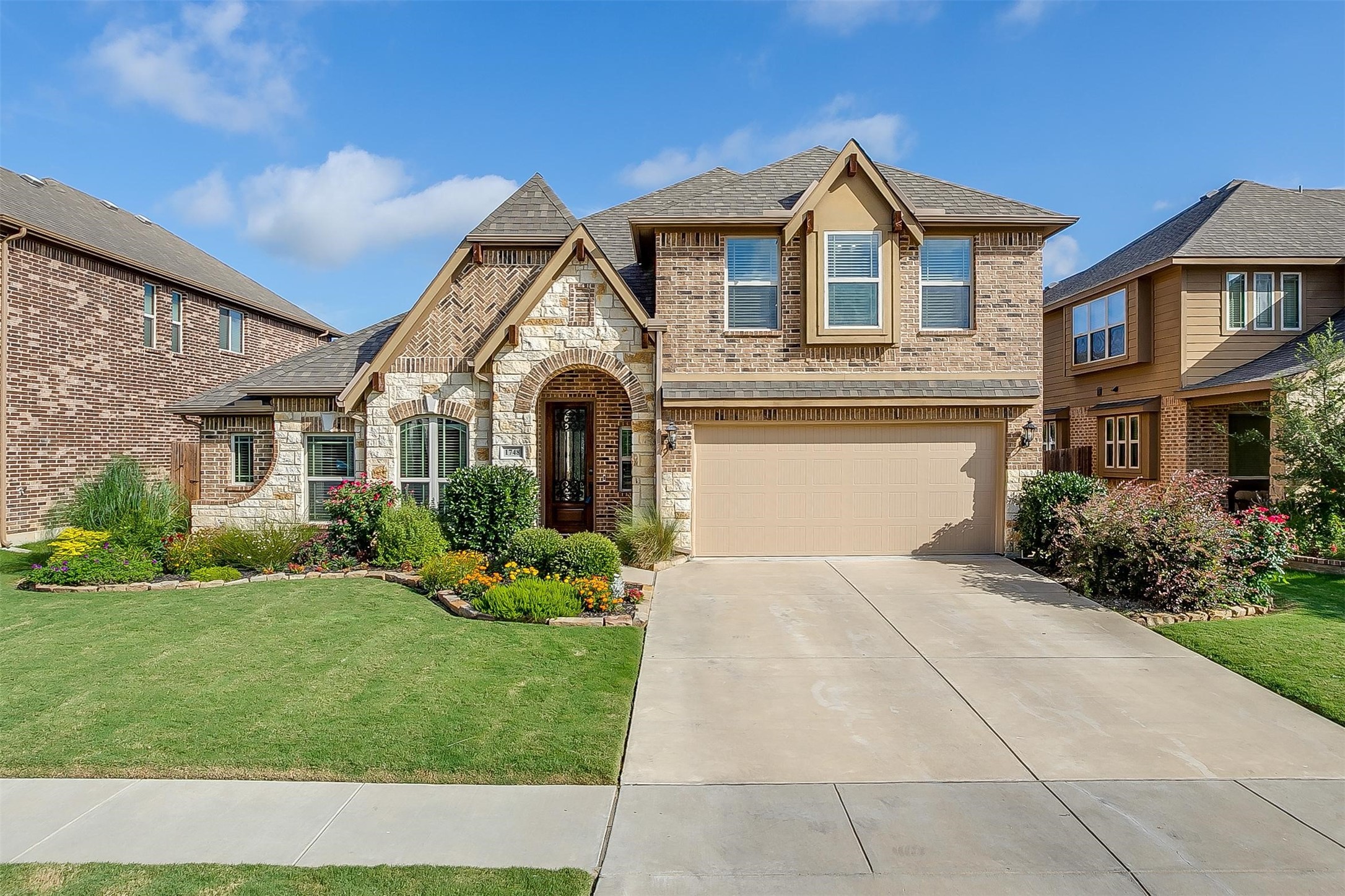 1748 Laramie Lane Burleson TX 76028