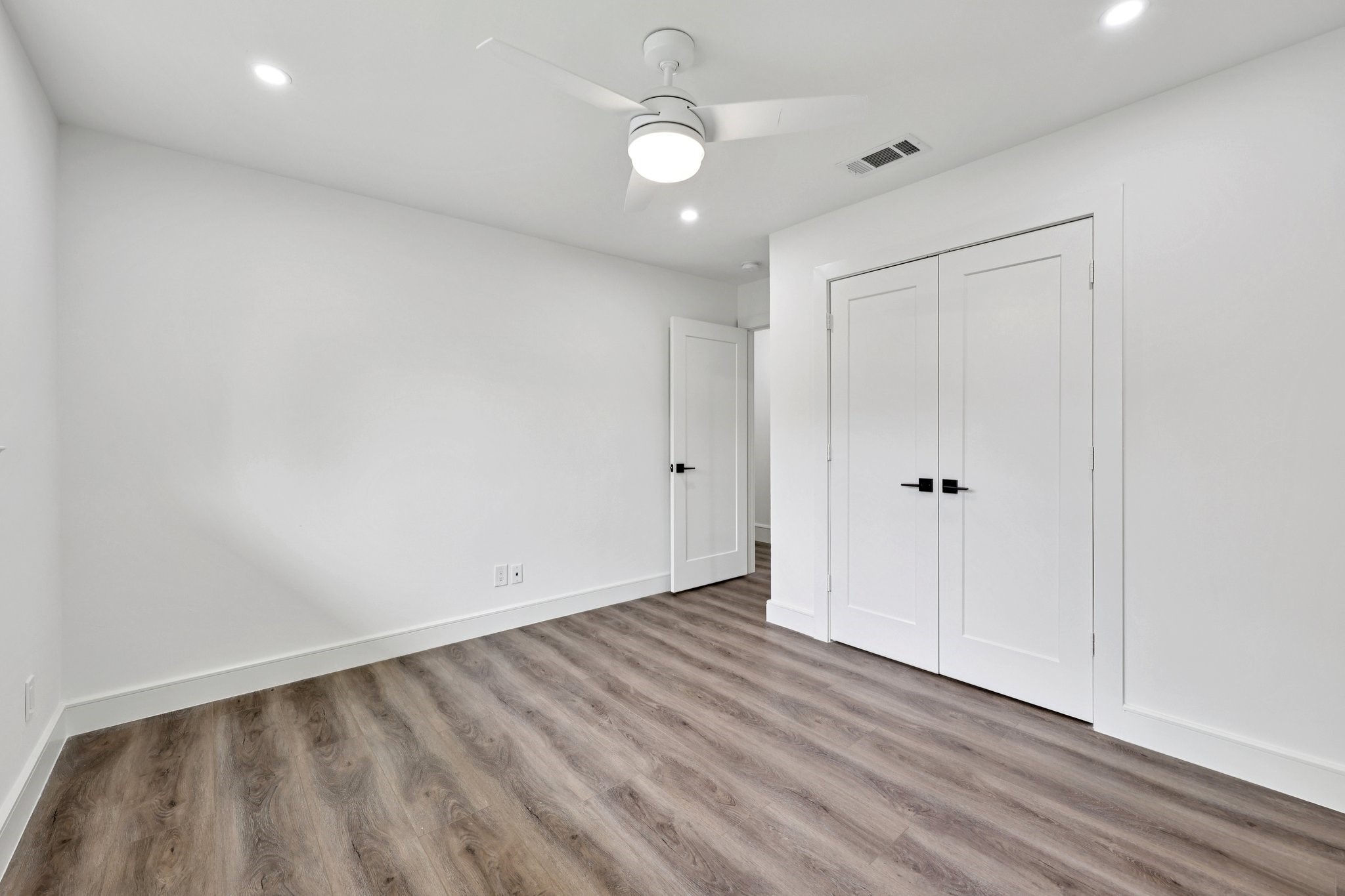7414 Lynworth Drive Dallas TX 75248