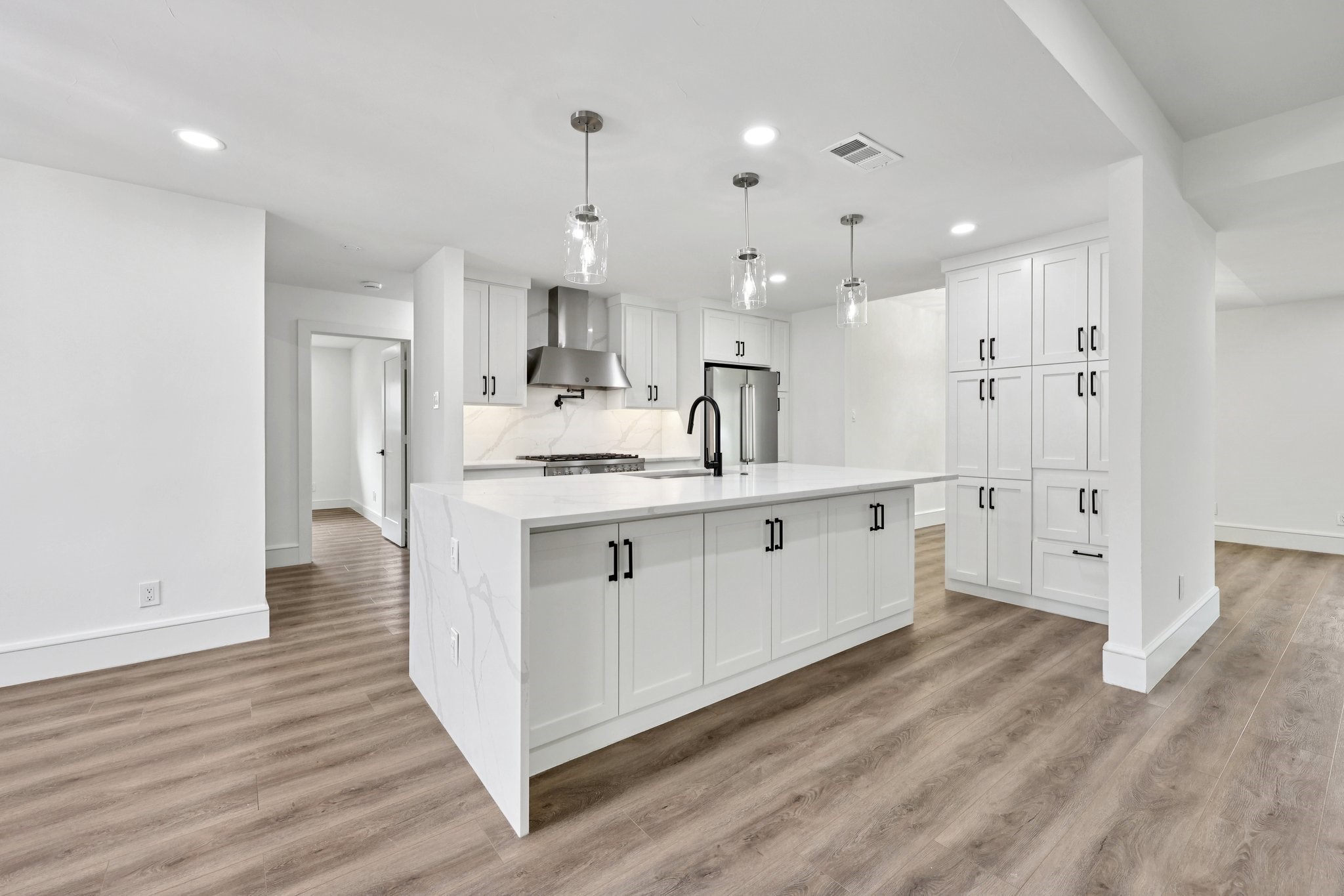 7414 Lynworth Drive Dallas TX 75248