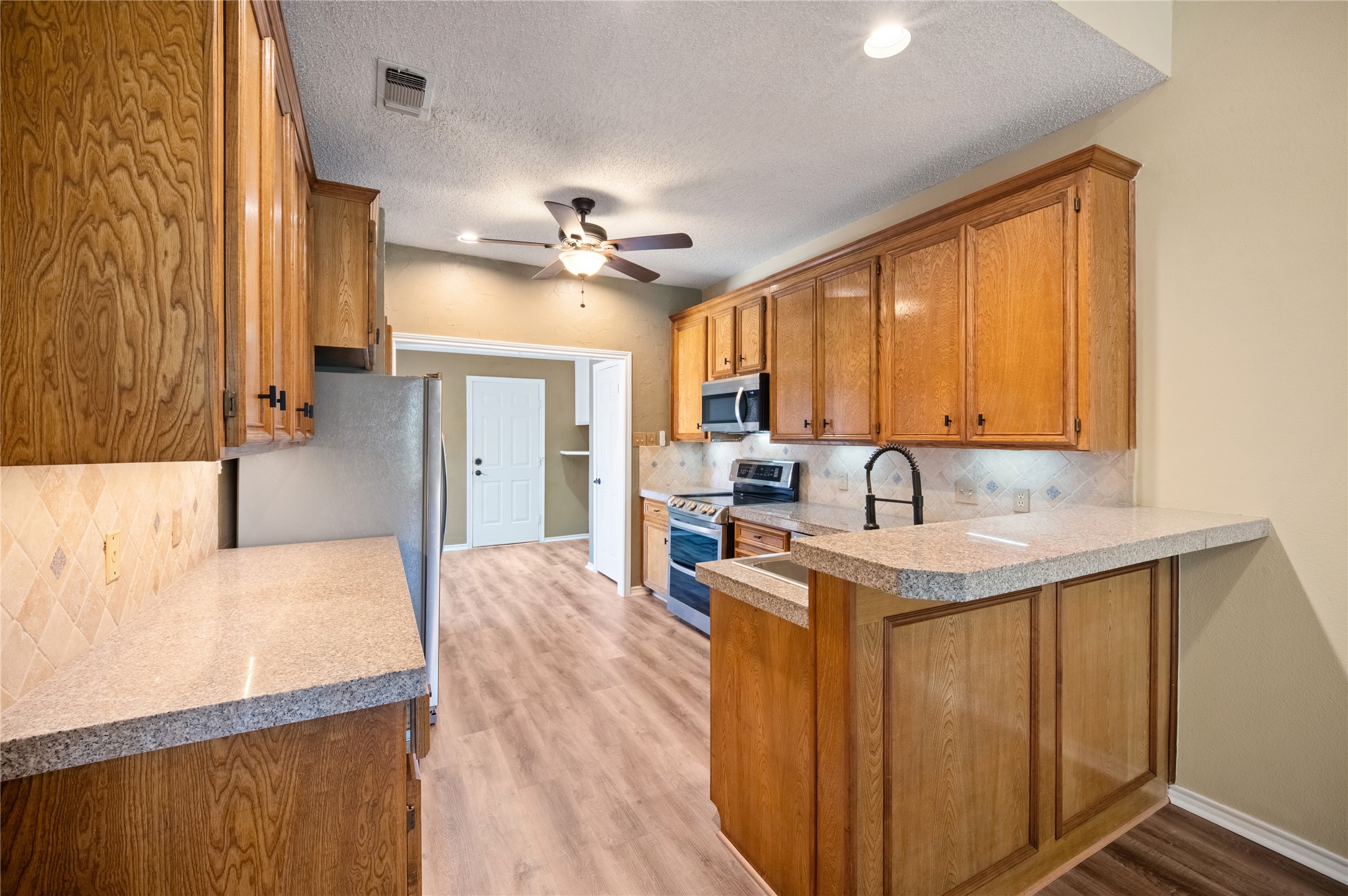 2621 Cummings Drive Bedford TX 76021