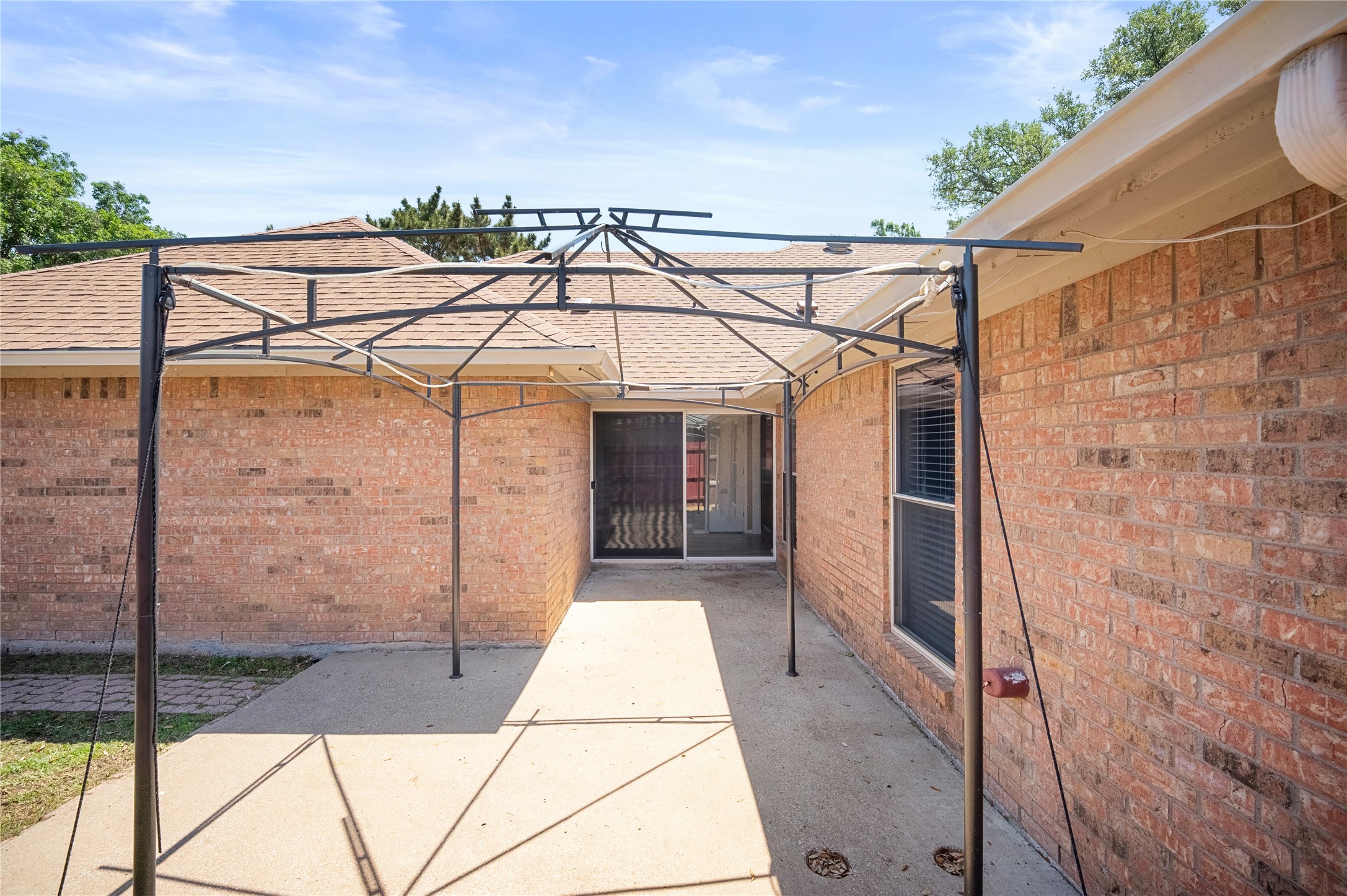 2621 Cummings Drive Bedford TX 76021