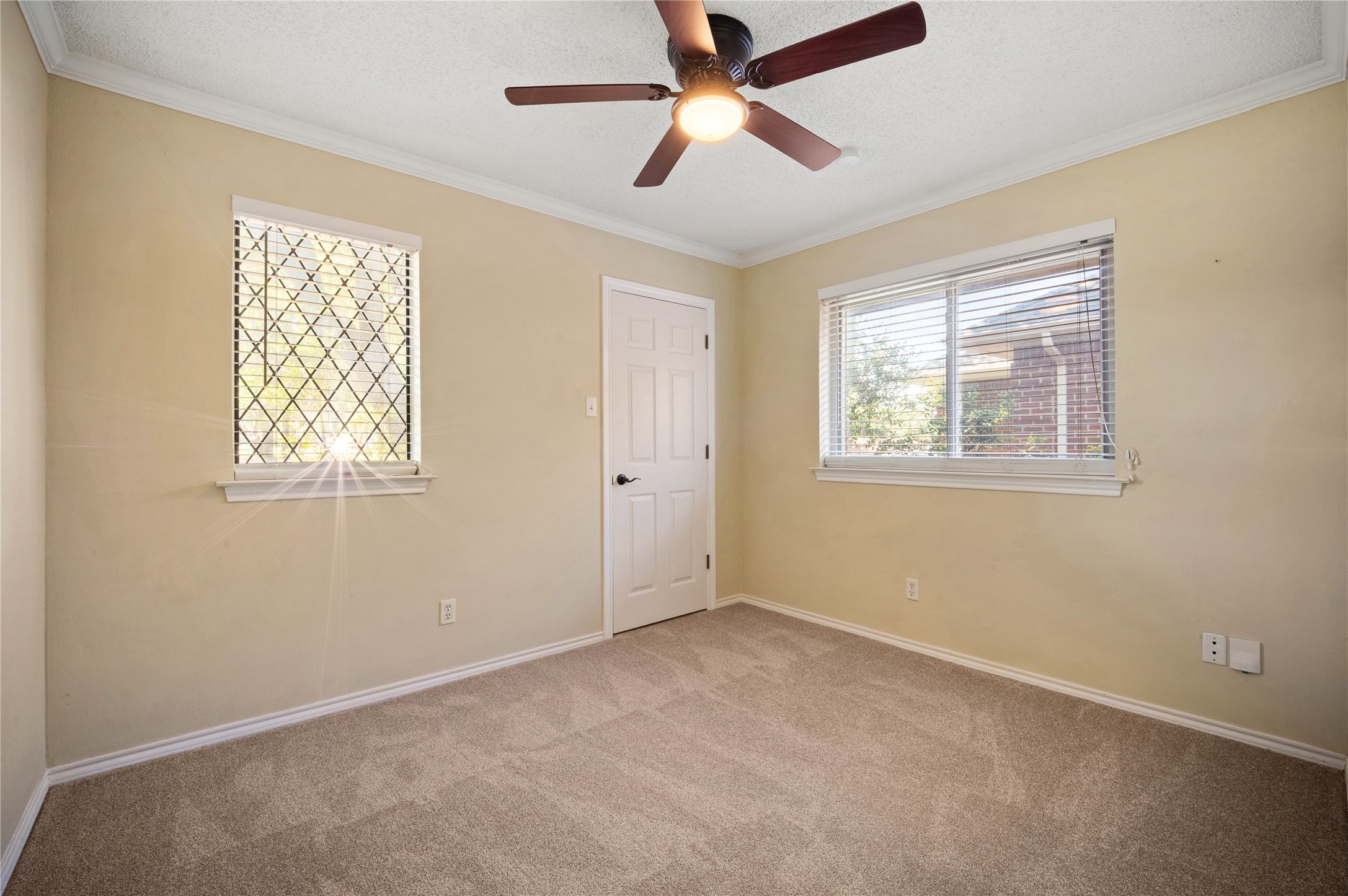 2621 Cummings Drive Bedford TX 76021