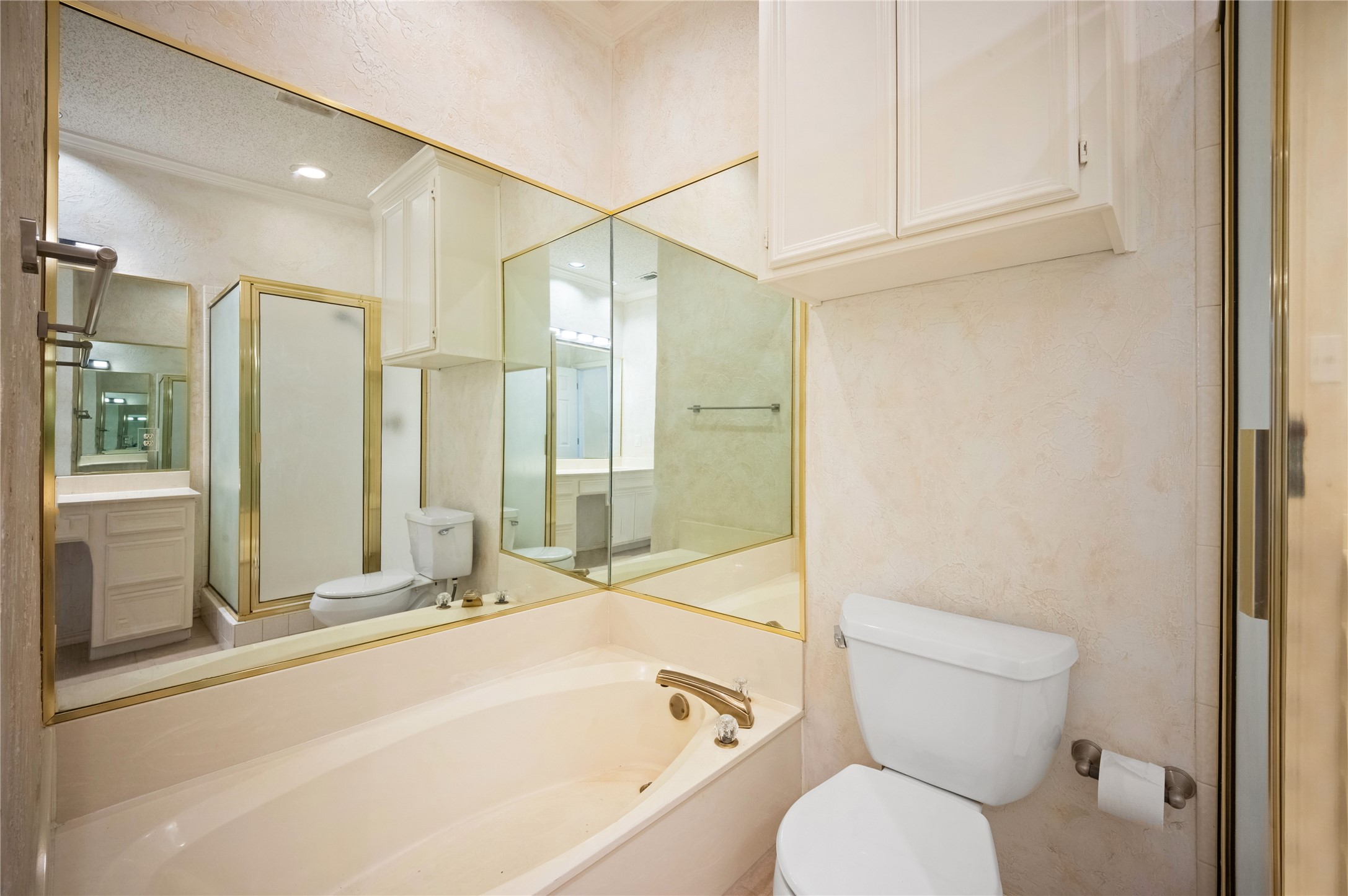 2621 Cummings Drive Bedford TX 76021