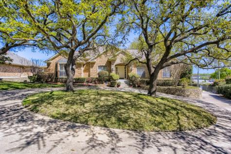 4035 Fairlakes Drive Dallas TX 75228