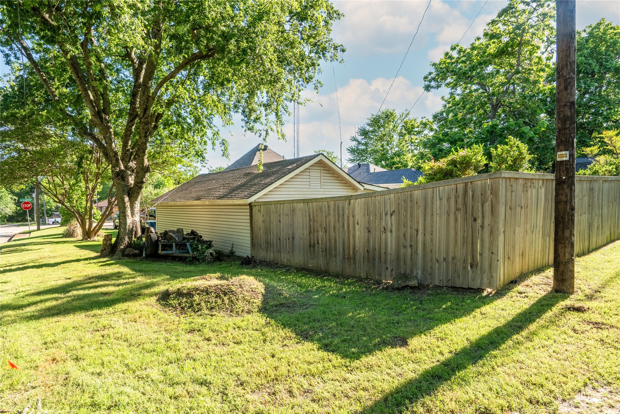 1501 W Crawford Street W Denison TX 75020