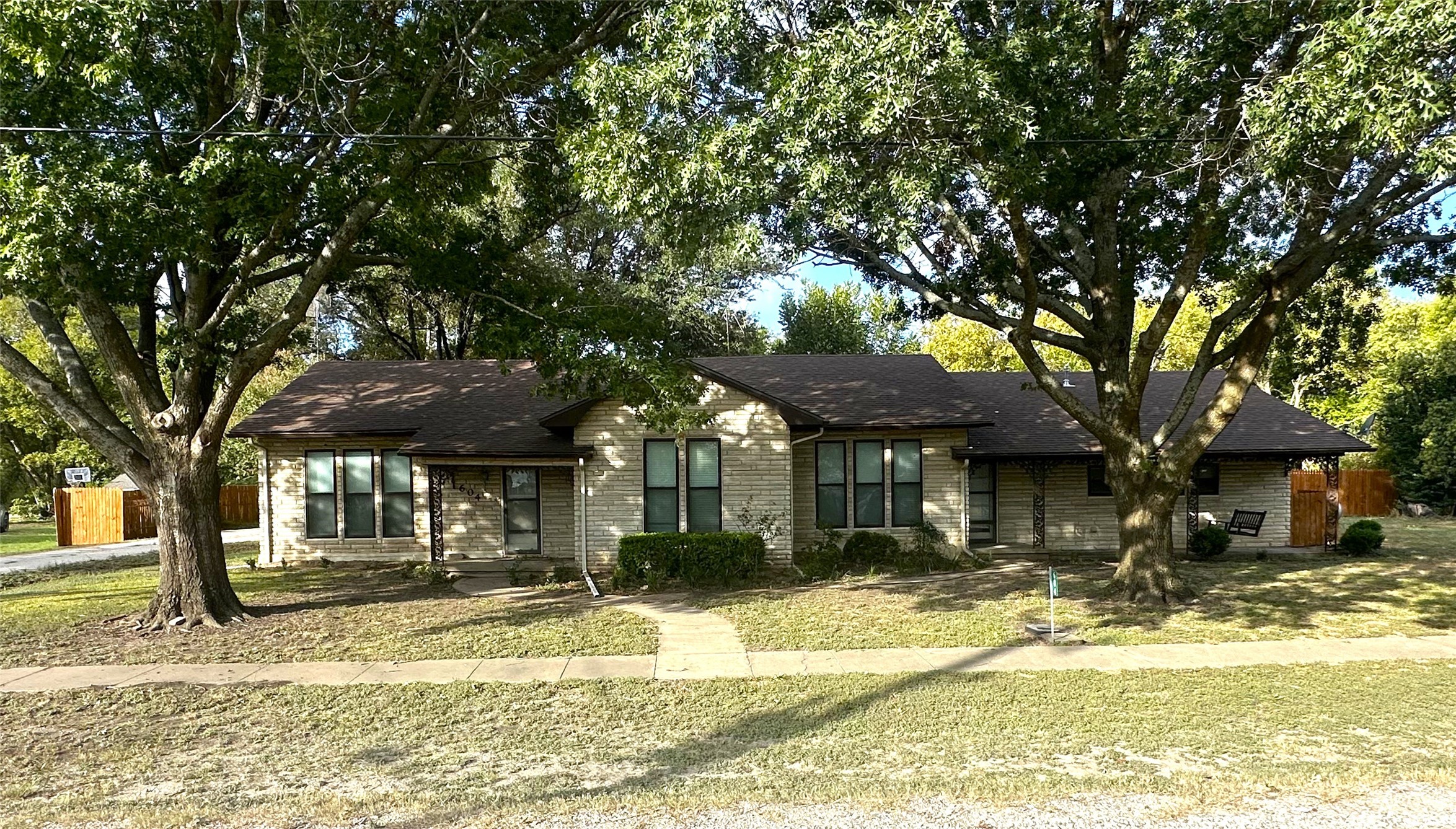 604 Harrel Avenue Bynum TX 76631